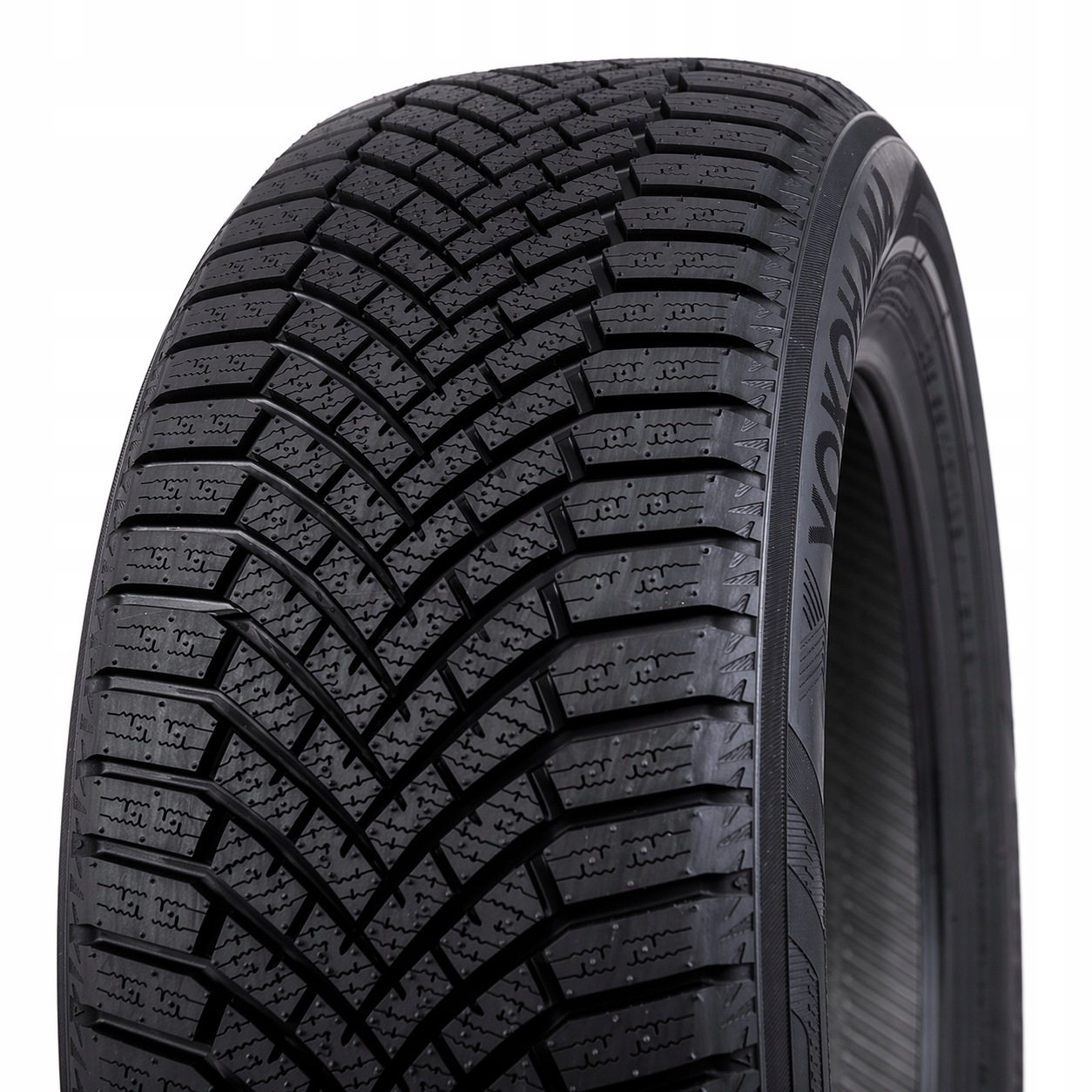 1x 215/60R17 Yokohama BluEarth Winter V906 Suv