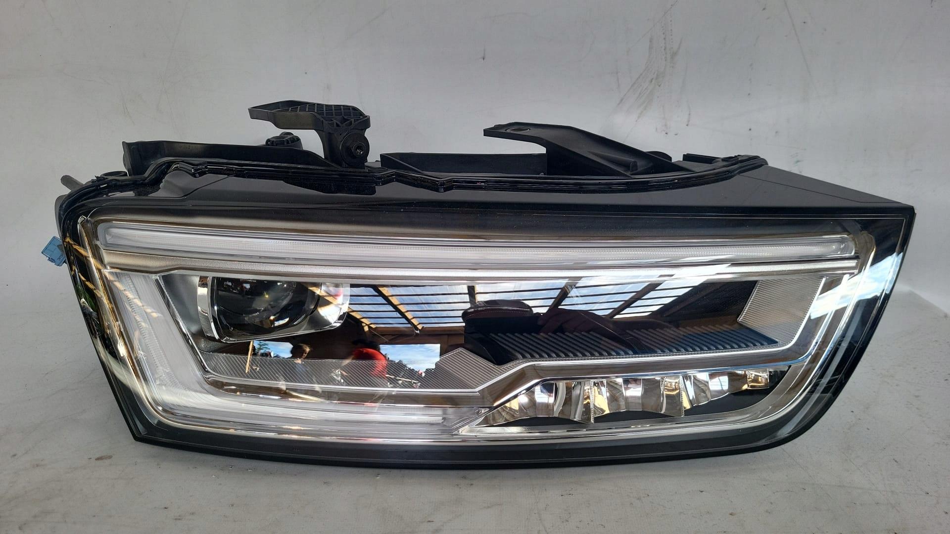 AUDI Q3 8U0 LIFT light right front FULL LED right 8U0941774 new.