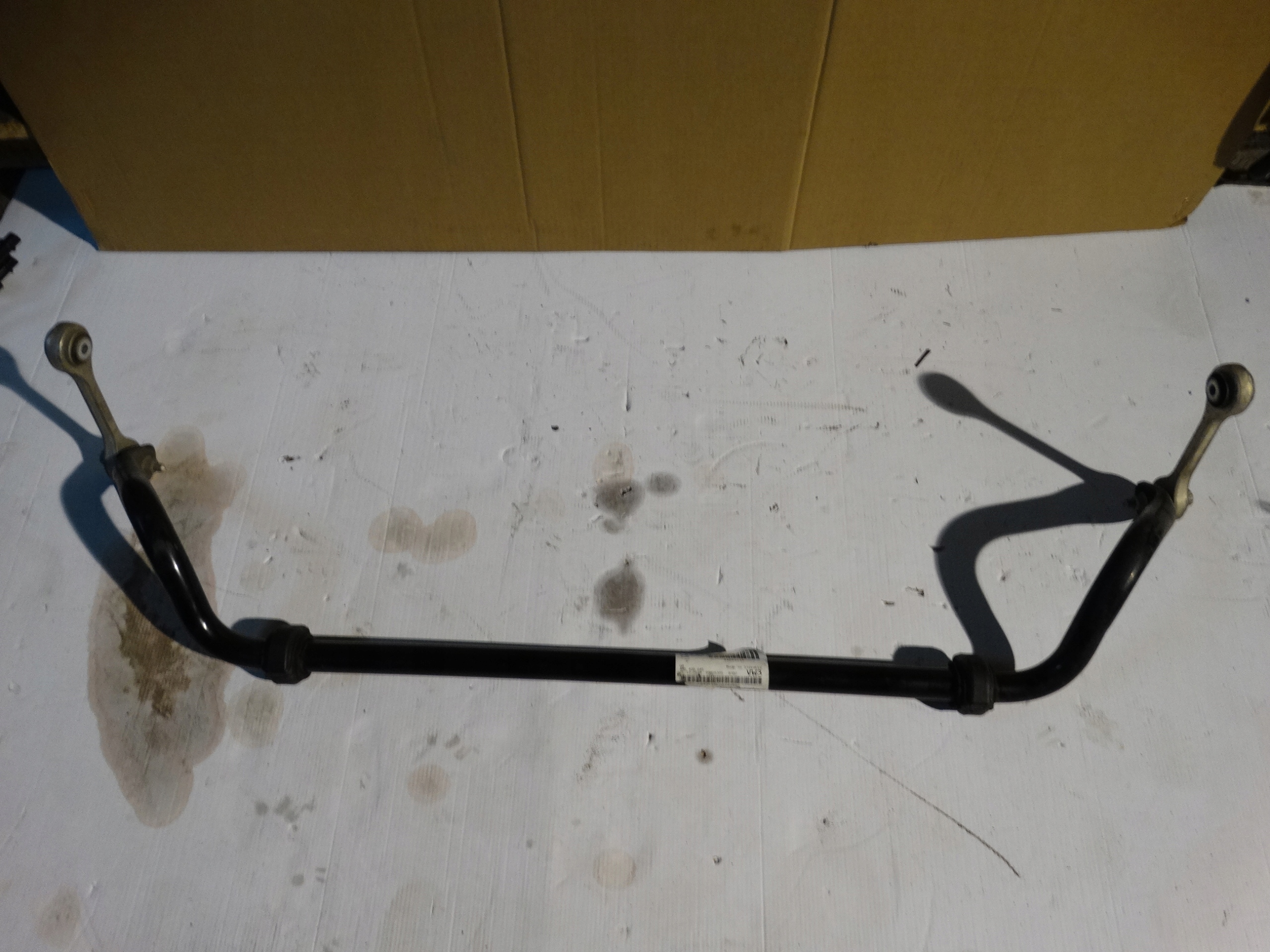 IDEALNY STABILIZATOR front AUDI Q7 Q8 1
