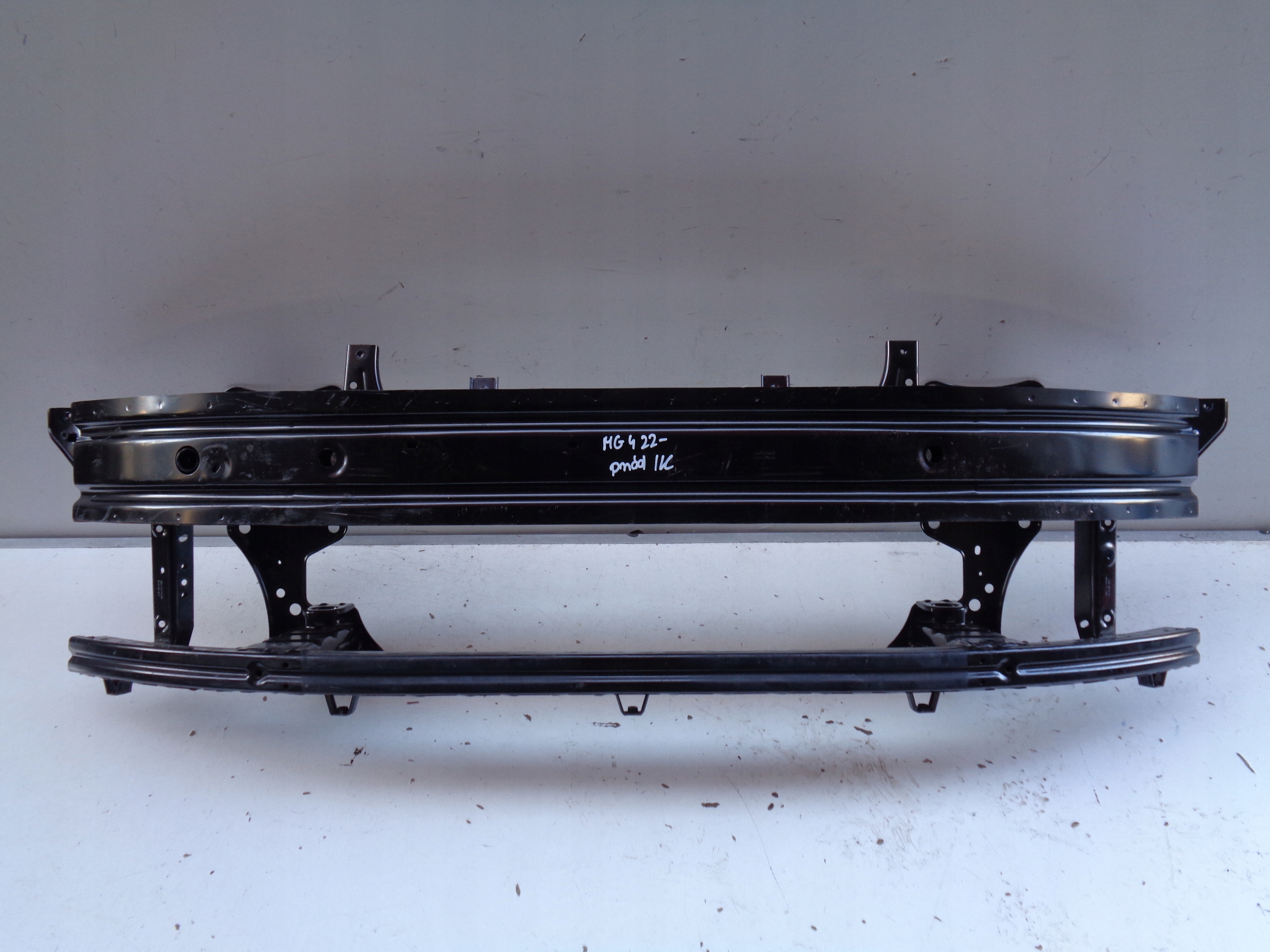 pillar bumper support front MG 4 MG4 22