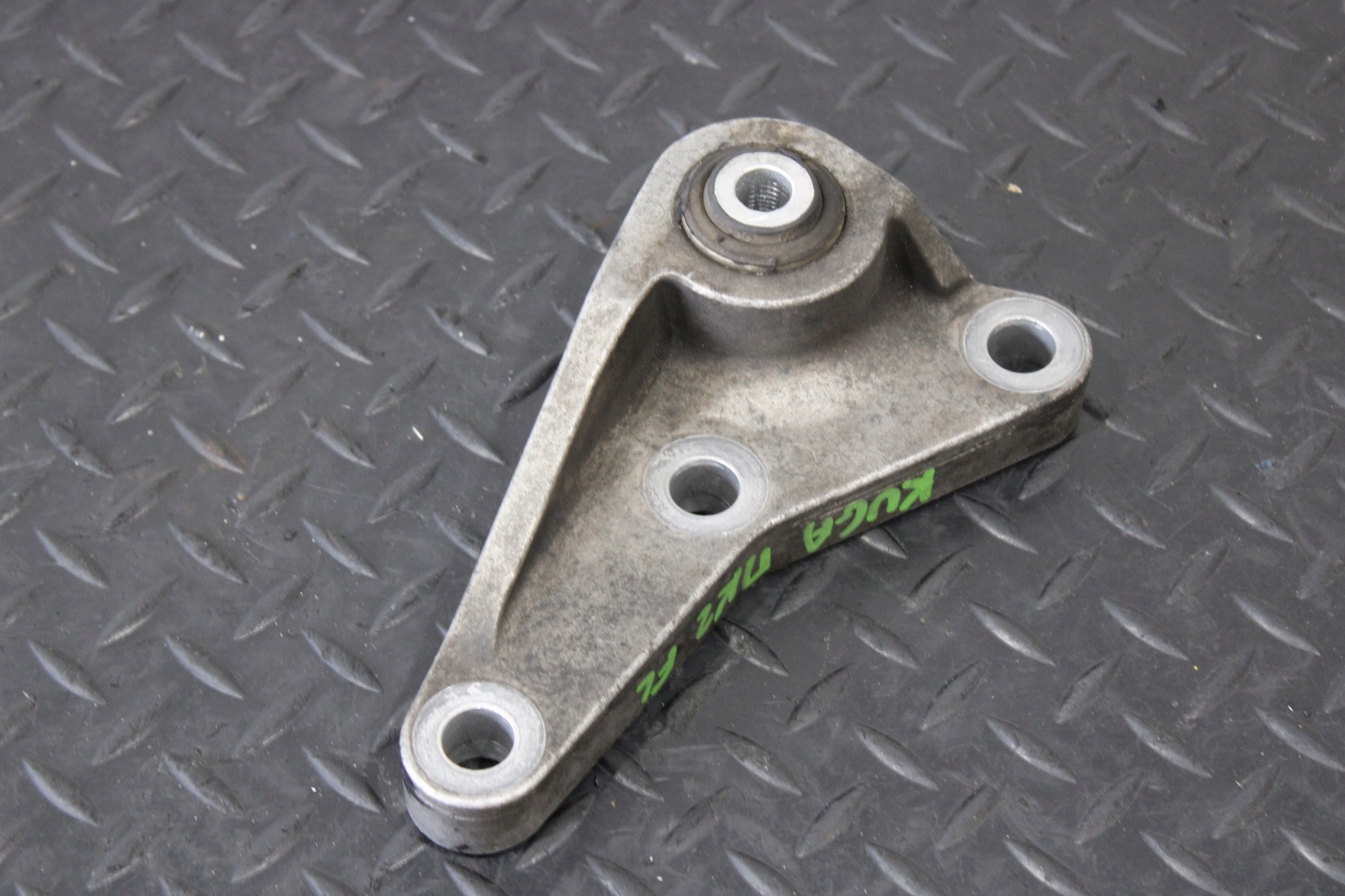Support Support plaque Moteur FORD EDGE MK2 K2G1-6P093-AA