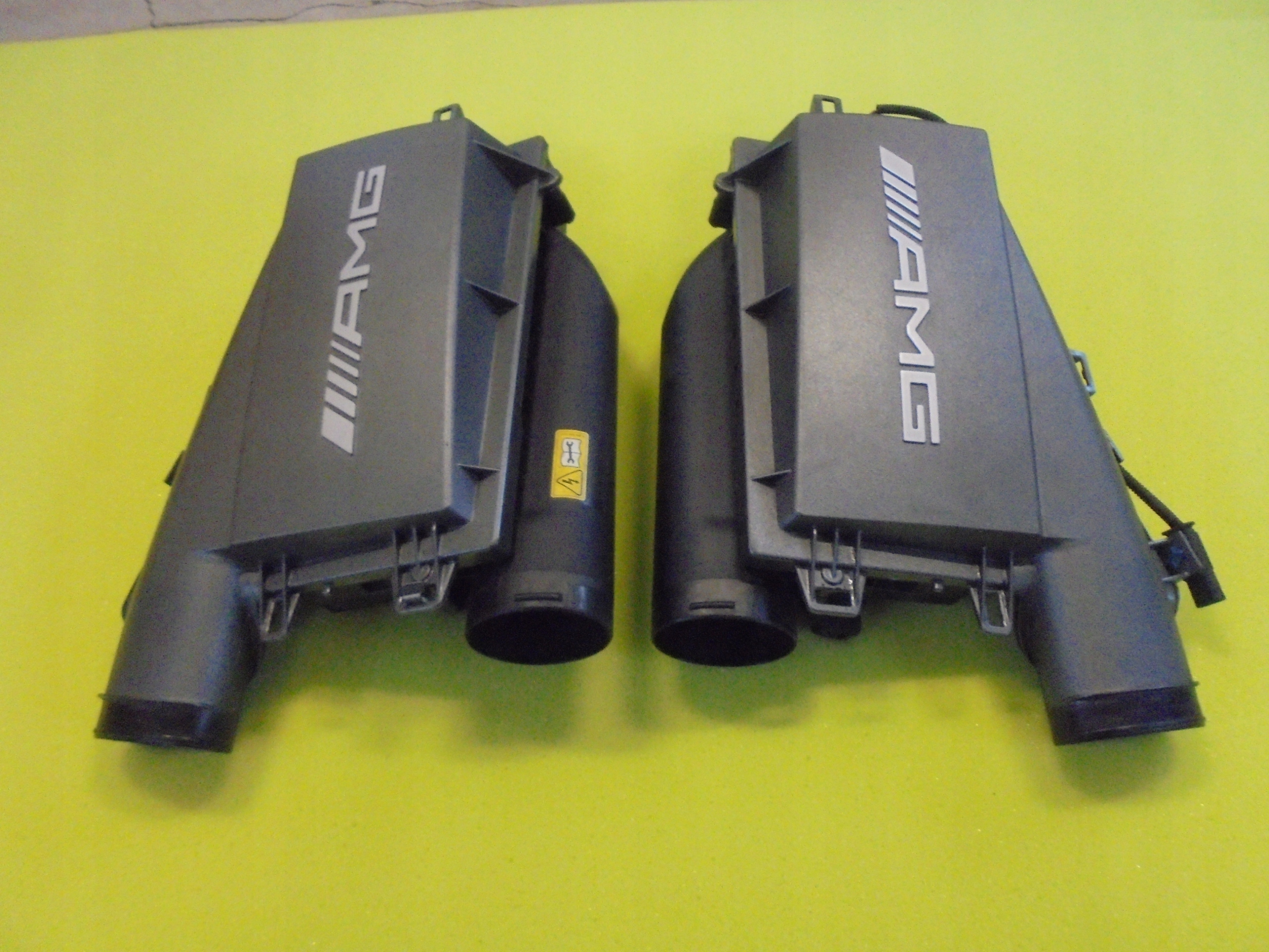 MERCEDES КЛС В 218 РЕСТАЙЛІНГ 6,3 AMG КОРПУС ФІЛЬТРА