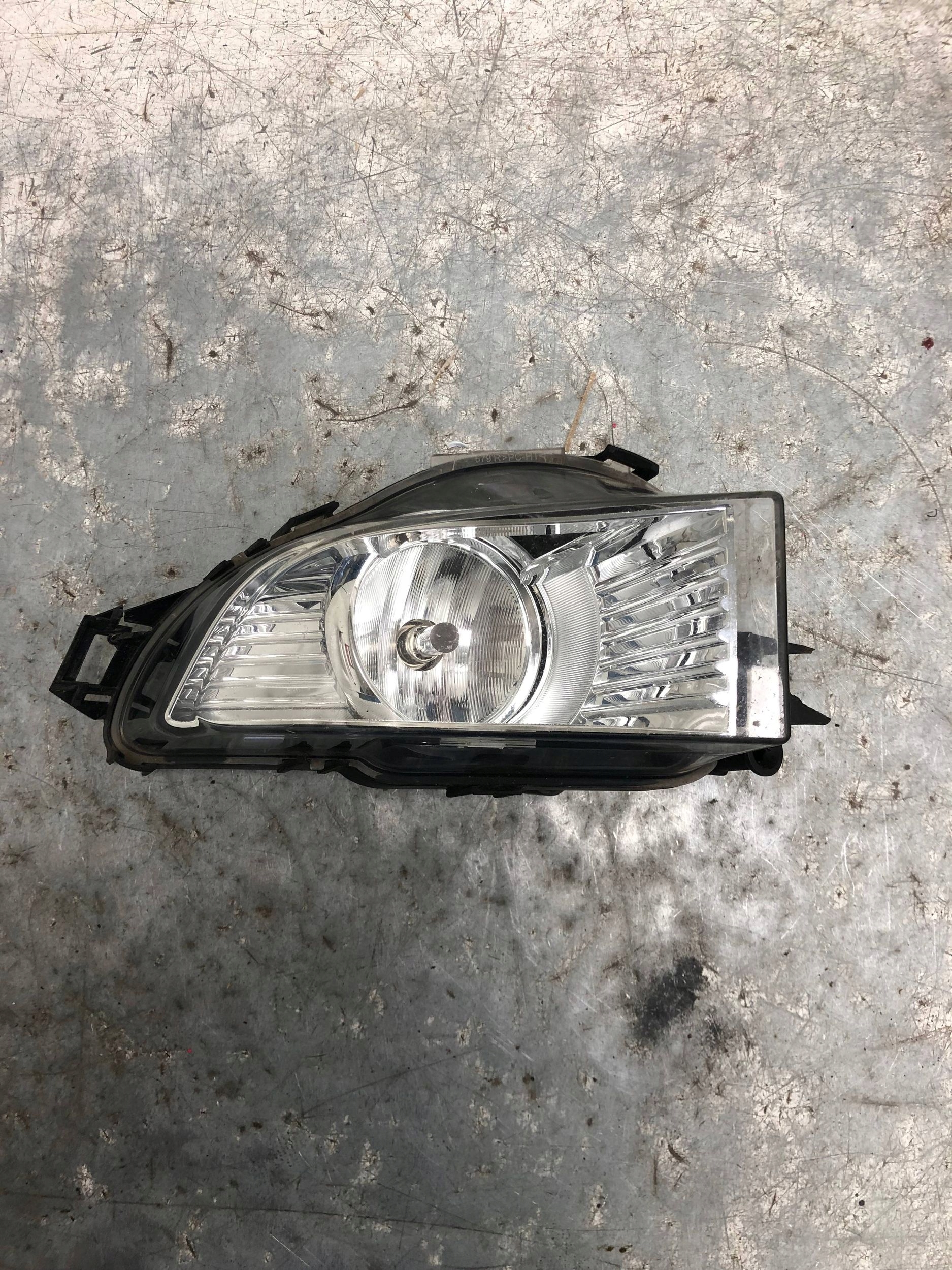 fog light right front OPEL INSIGNIA A 13226829