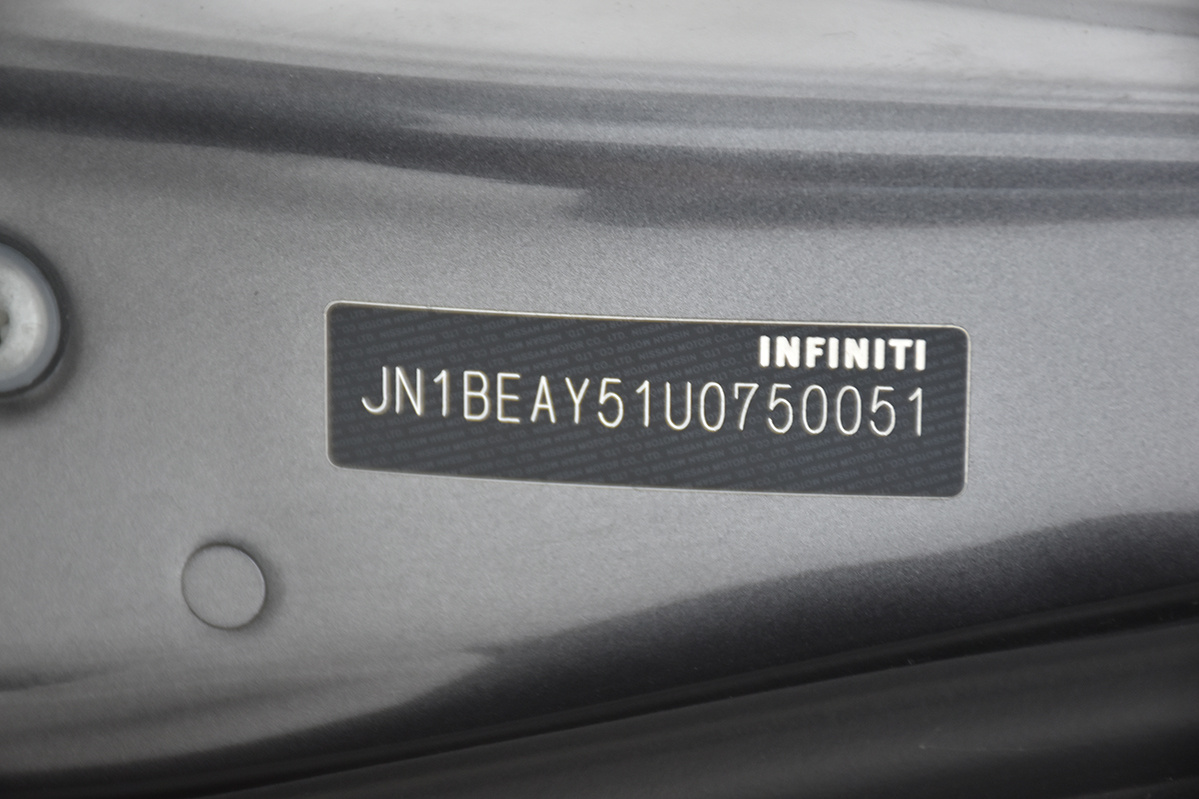 door front * front right INFINITY Q70 Y51 sedan