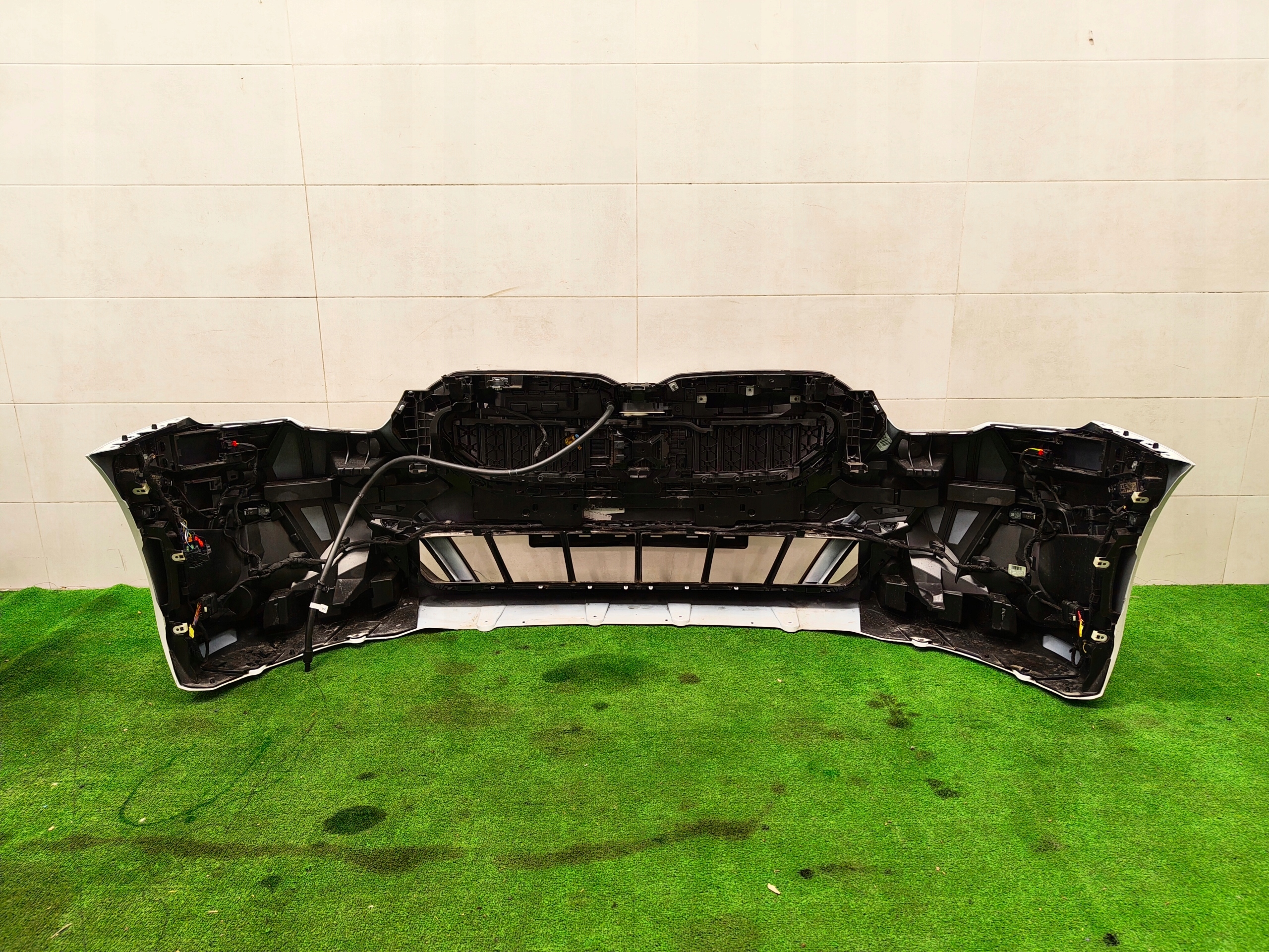 BMW 5 G60 bumper front front m-packet 6PDC KAMERA RADAR colour A300