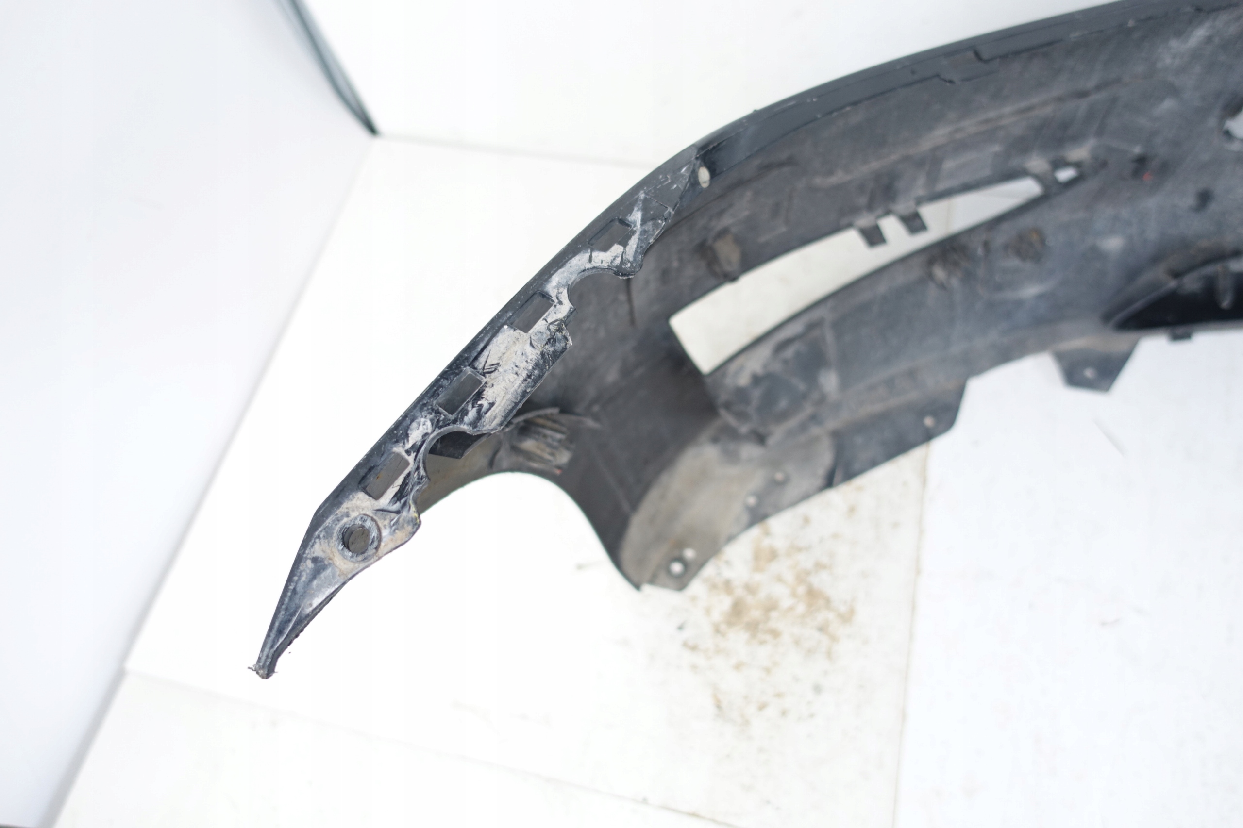TESLA MODEL 3 bumper front front 2017- 1084168-00-D