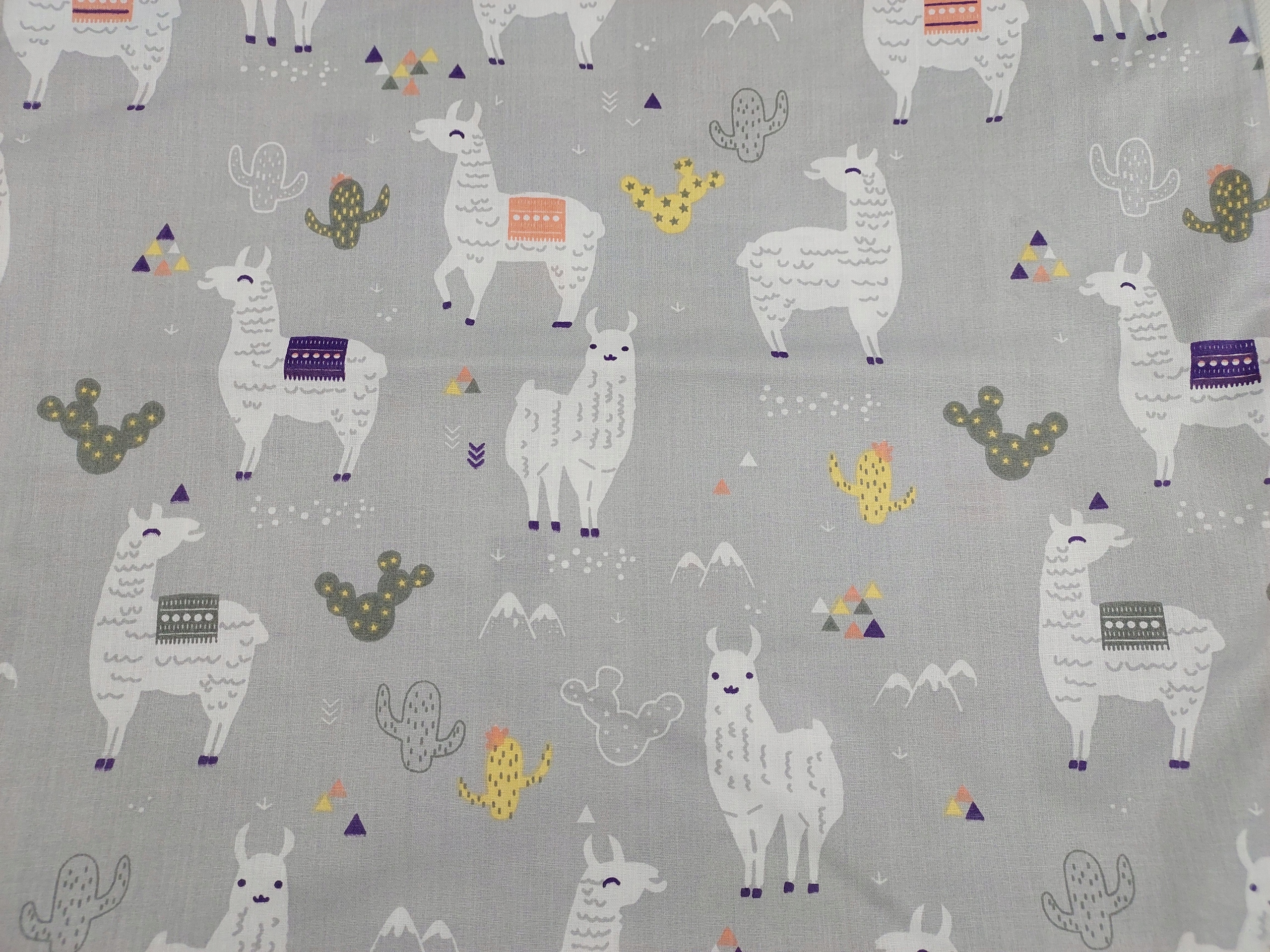 POSZEWKA BAWEŁNIANA NA JAŚKA 40x40 SZARA LAMY Długość 40 cm