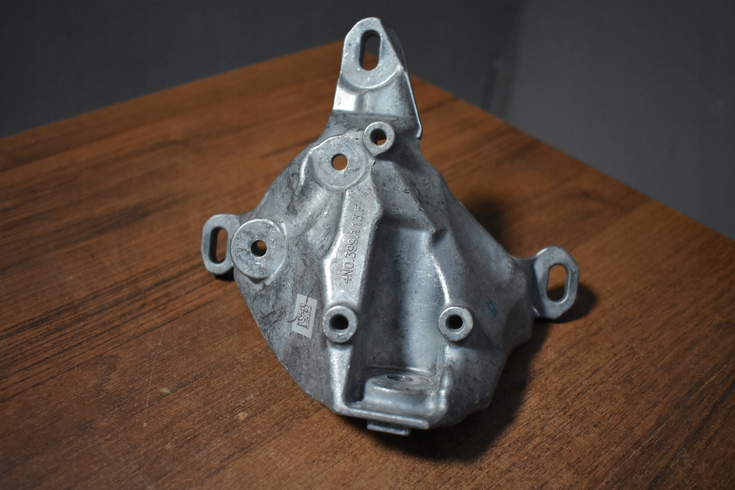 parfait état support boîte de vitesses engrenage AUDI A8 D5 A6 Q7 Q8 1