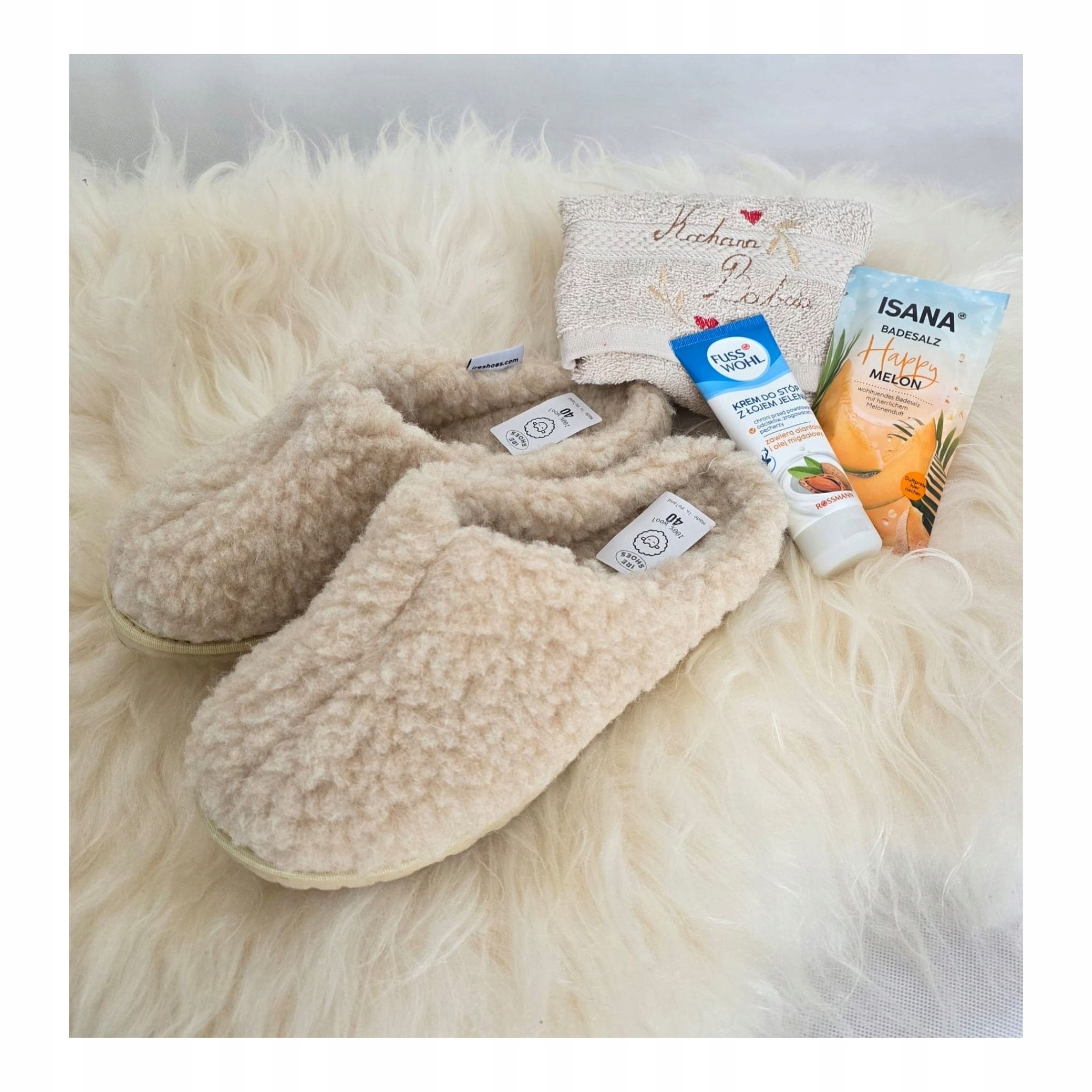 Dárek ke Dni babiček Ireshoes papuče vlněné pantofle