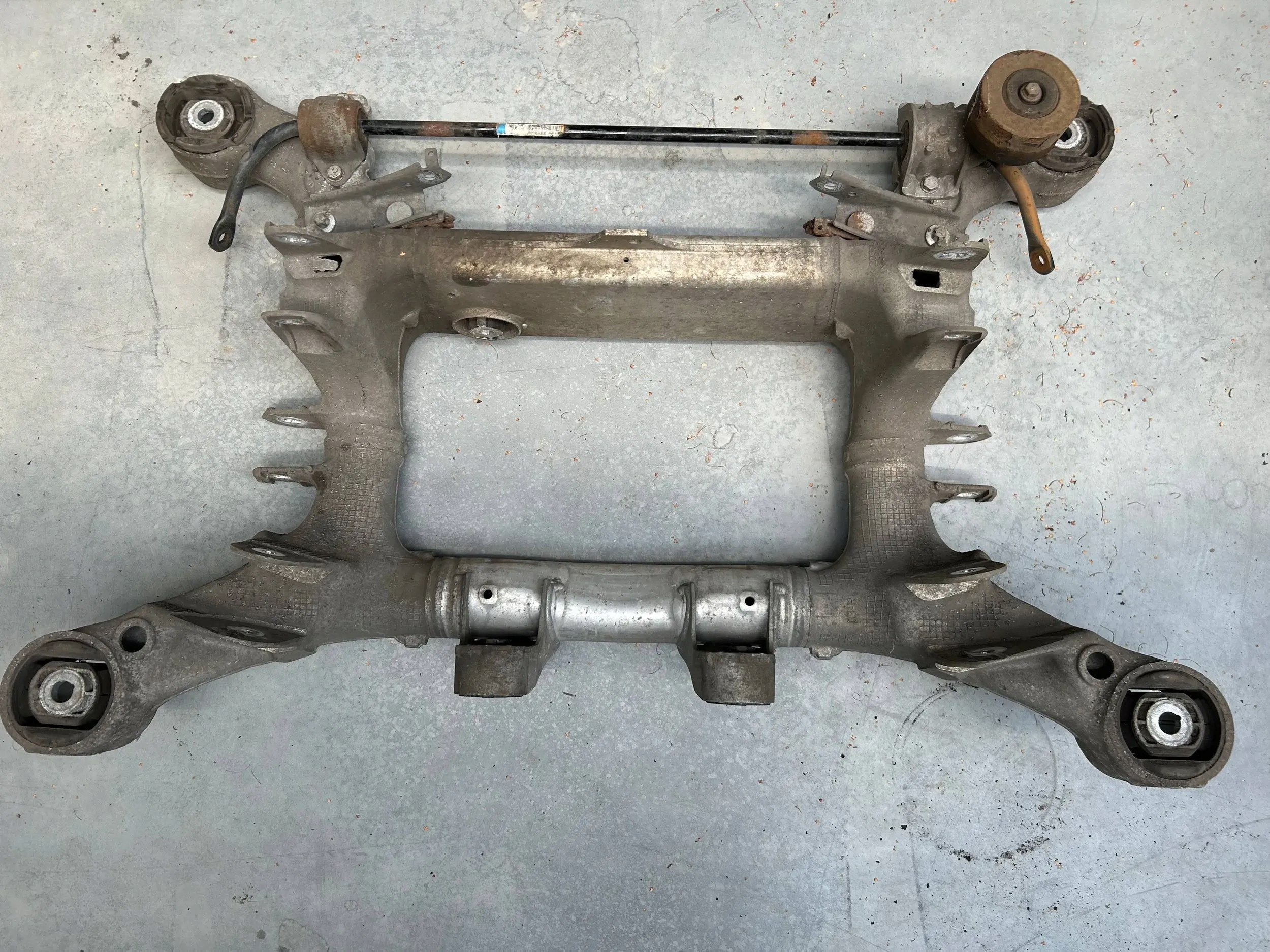 Achsträger hinten BMW F11 2013 6799103