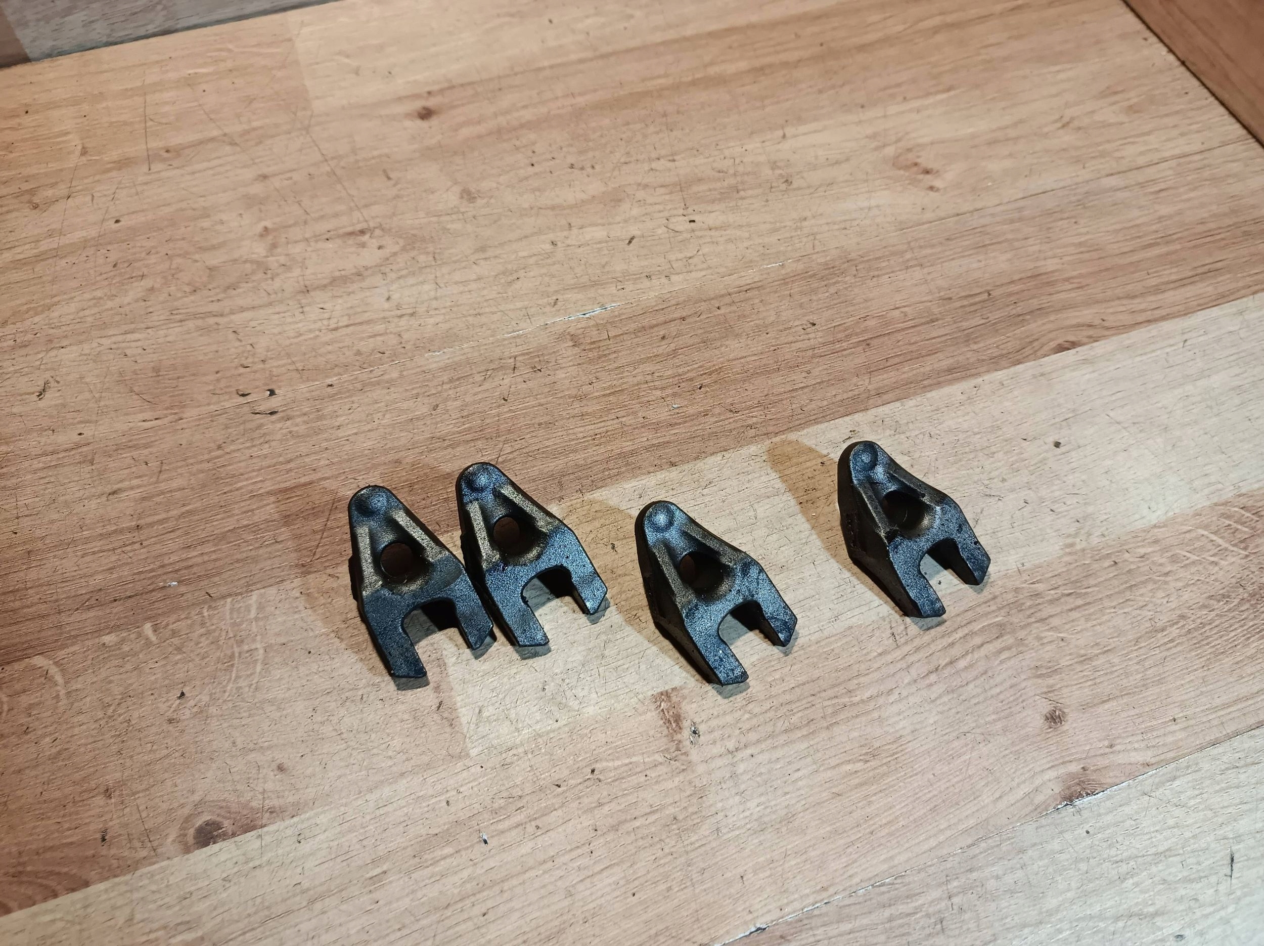 Support plaque Injecteur Béquille de support Volvo V40 D2 1.6D