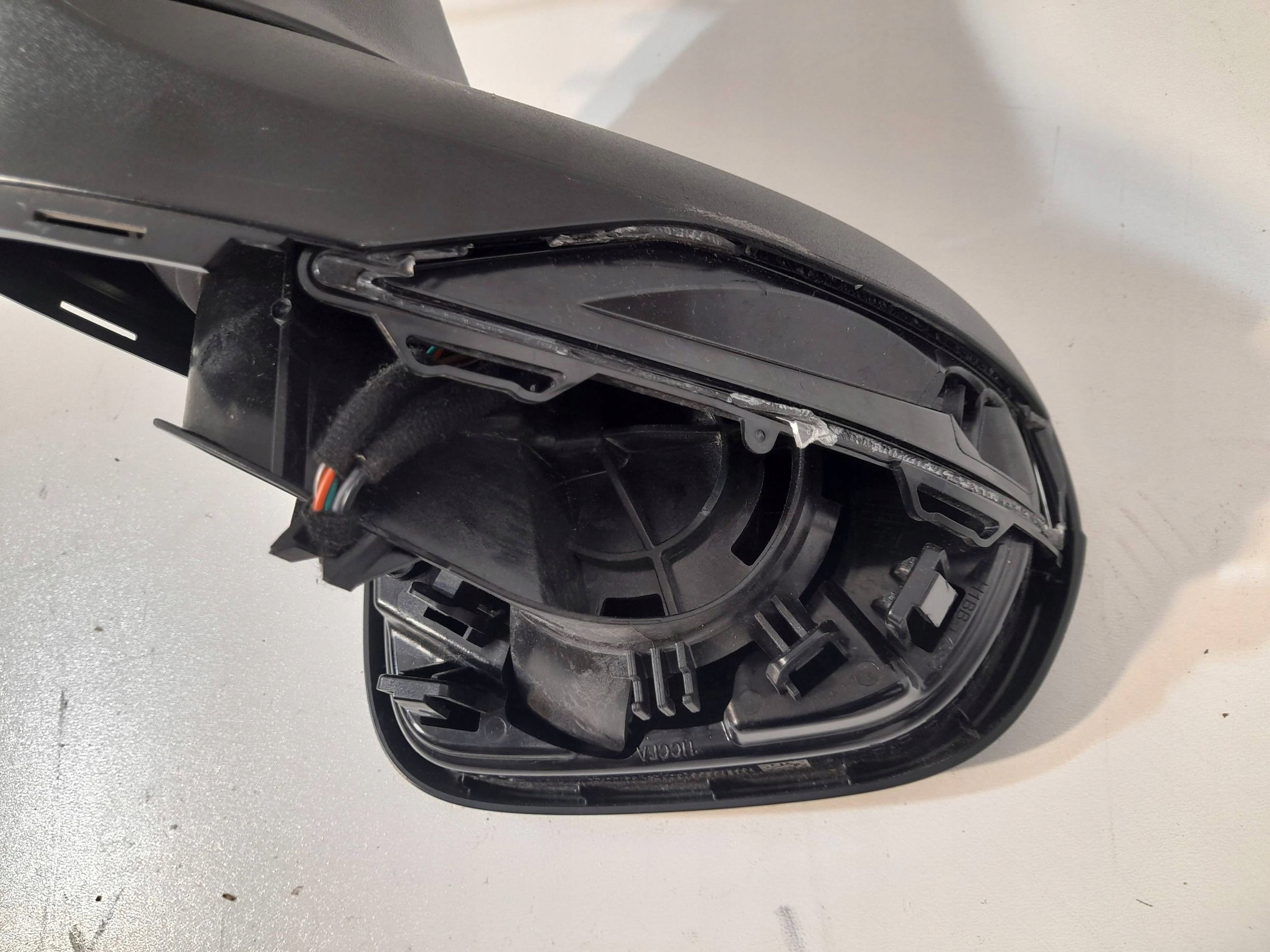 Ford Puma 2020 mirror right for czesci (S180)