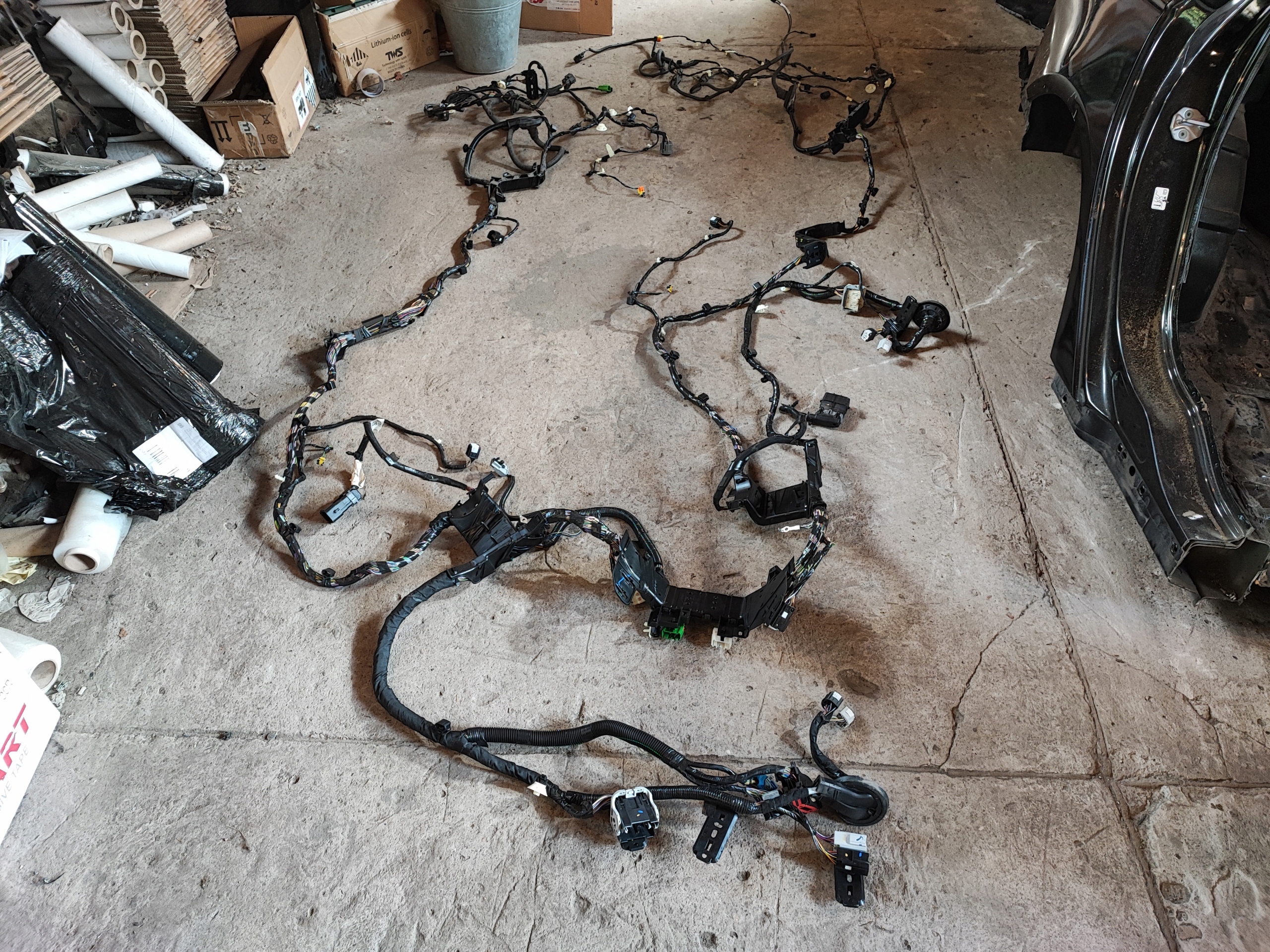 EG9T-14A005-SLE - Mondeo MK5 2.0 TDCi внутрішній промінь підлоги HB