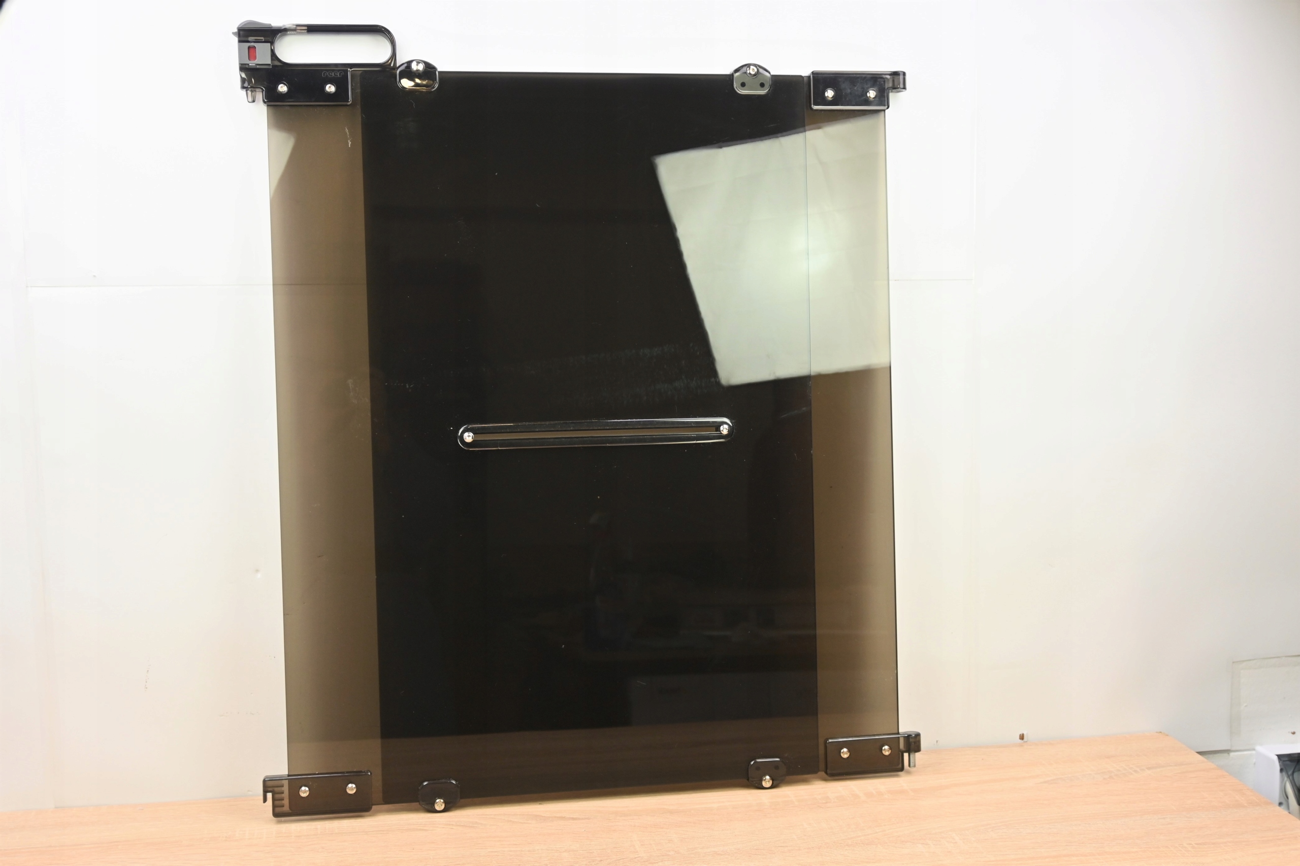 REER PRZYKRĘCANA BRAMKA ZABEZPIECZAJĄCA SZKLANA 74-100 CM USZKODZONA Kod producenta 46021