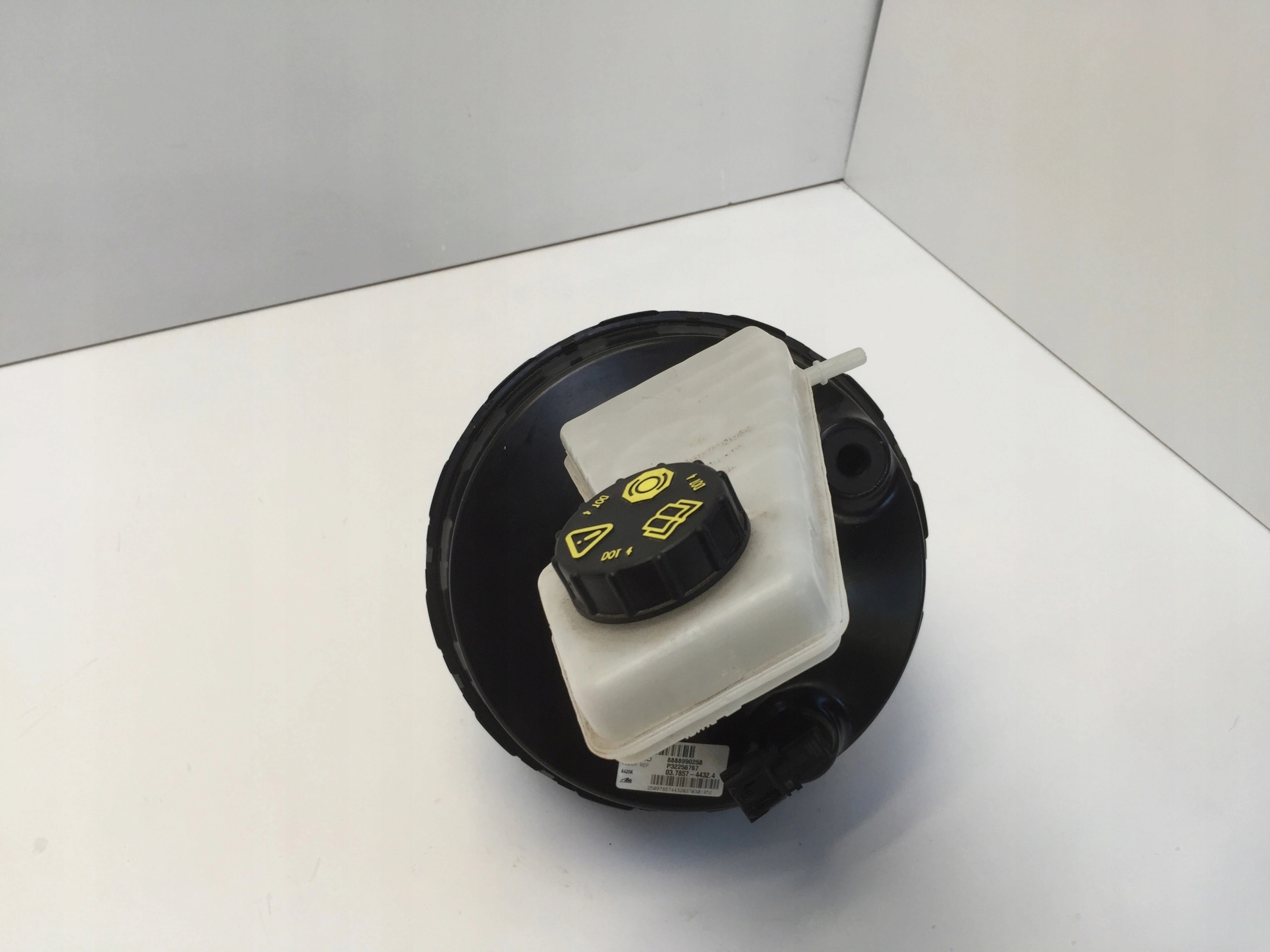 VOLVO XC40 2020 ГАЛЬМІВНИЙ СЕРВОПРИВІД 32214519 UK