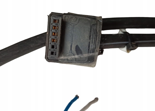 Przewód YASKAWA JZSP-CSM22-20 Długość kabla 20 m