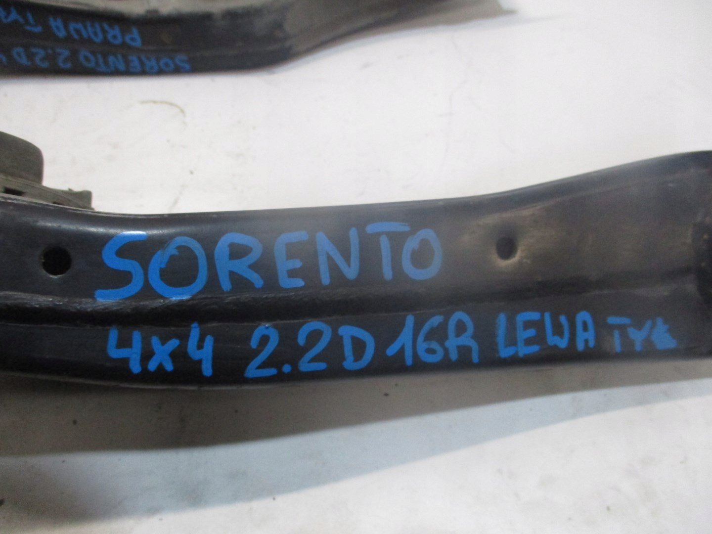 QUERLENKER QUERLENKER HINTEN HECK KIA SORENTO 16R 4X4 2,2D RECHTS LINKS