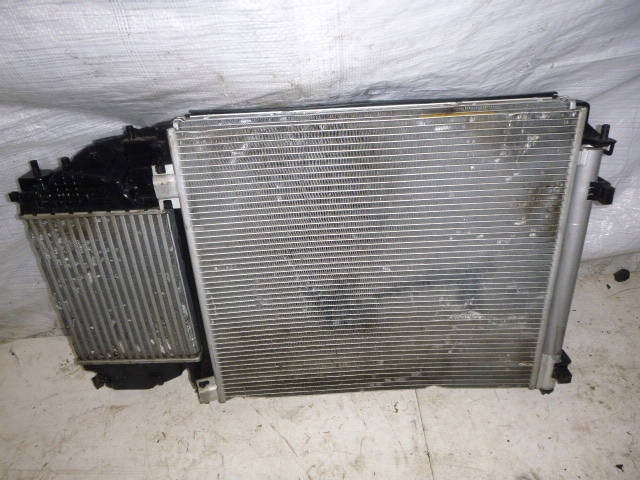 QASHQAI J11 LIFT 17-CHŁODNICE PAS BELKA KOMPLET Typ samochodu Samochody osobowe