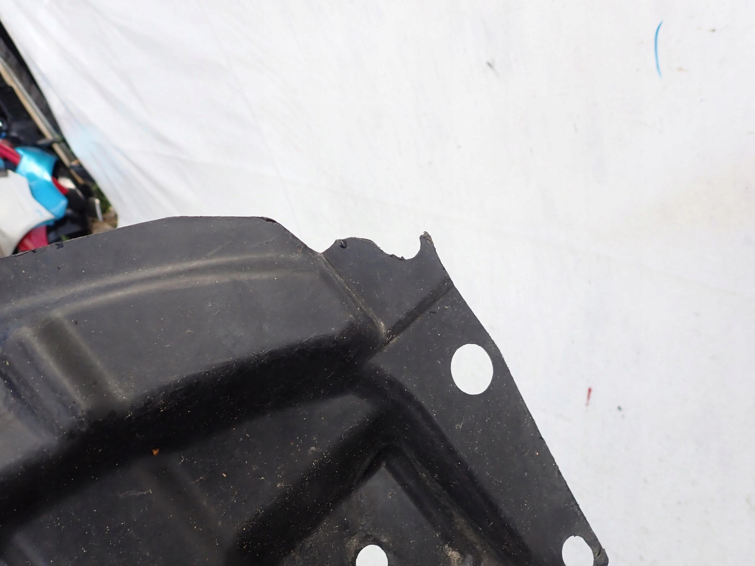 TOYOTA YARIS II 05- motor cover lower