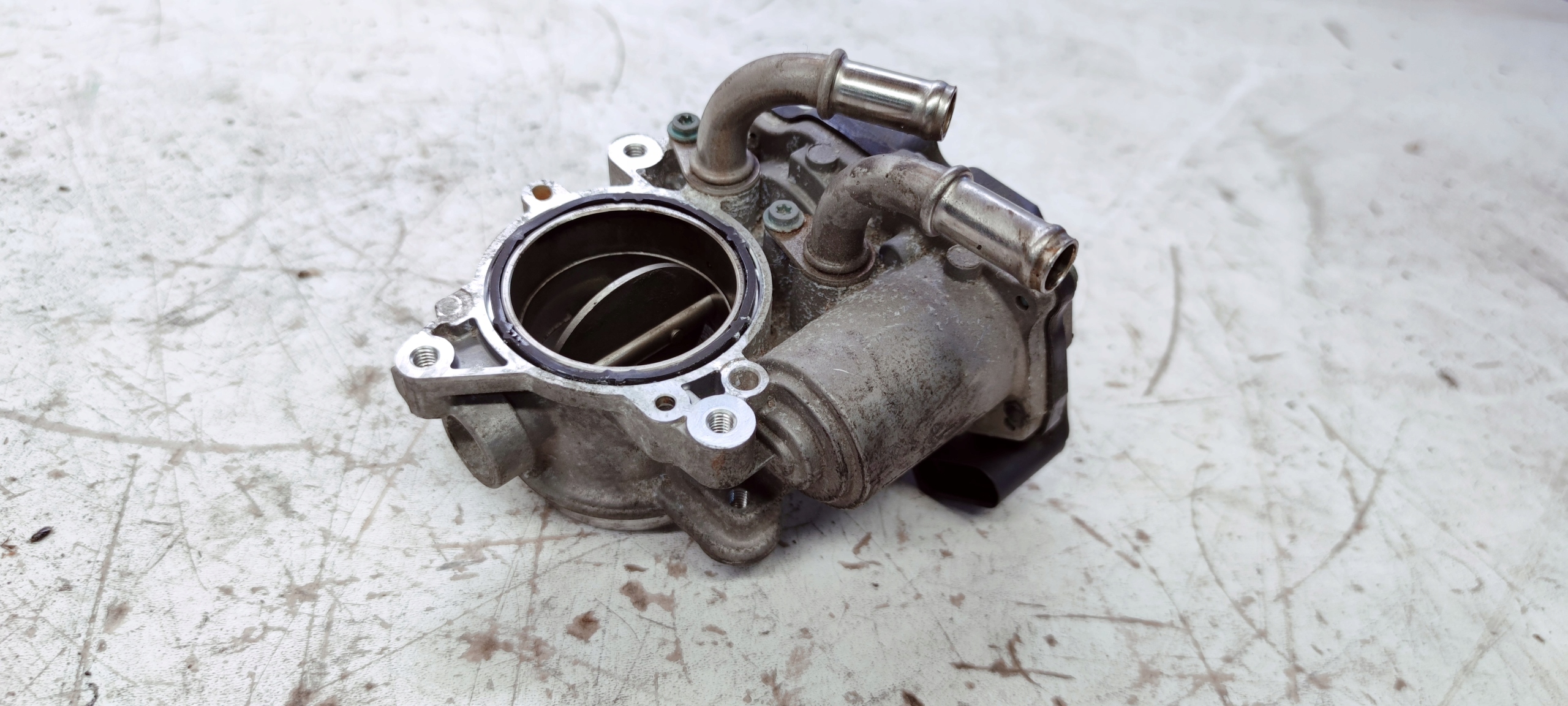 VALVOLA A FARFALLA AUDI A4 B9 A5 8F 2.0 TDI 04L128063T
