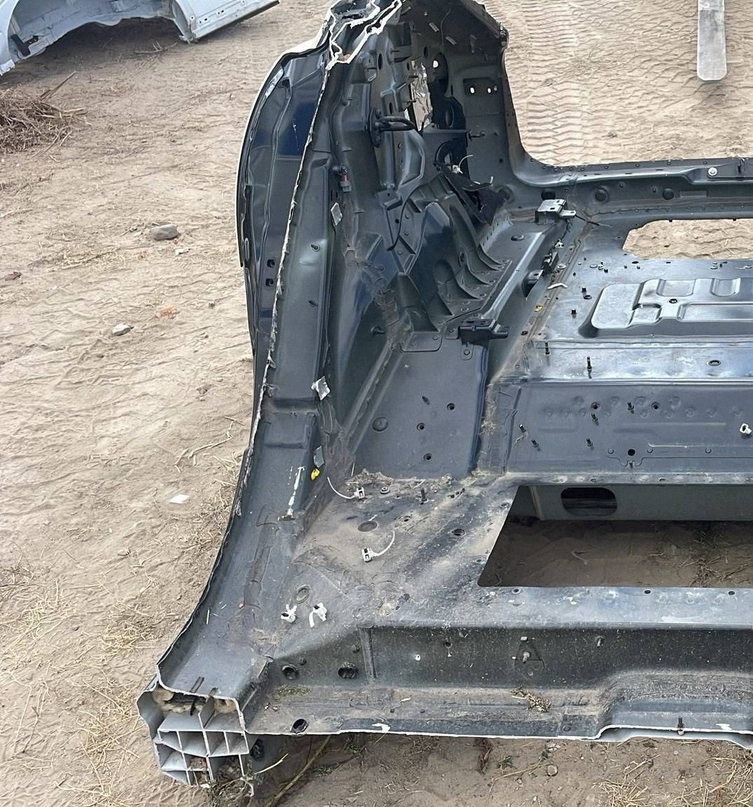 quarter rear fender side rear part side right Jaguar and-Pace x590