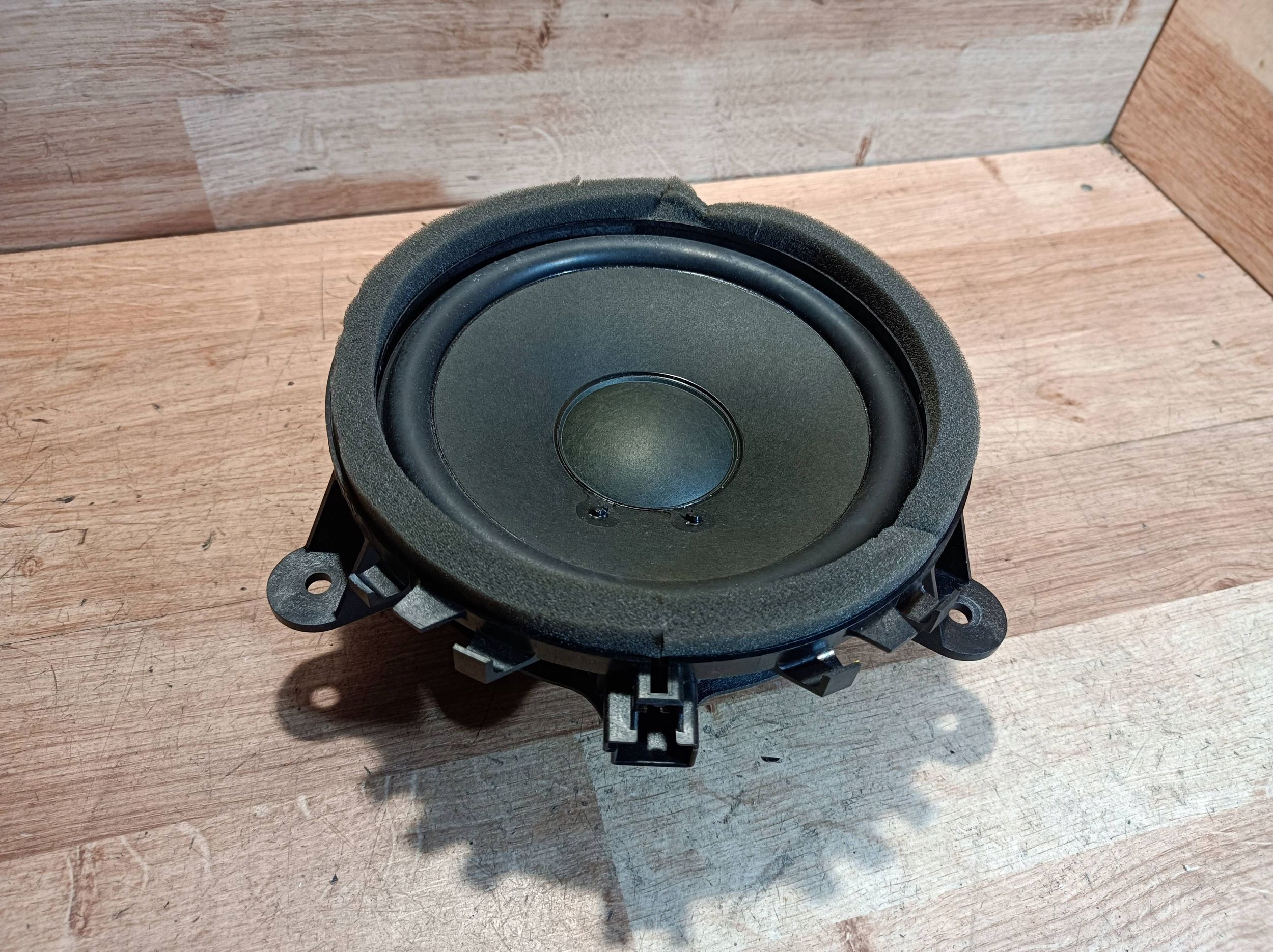 speaker door przednich Volvo V40 d2 2014 30657445