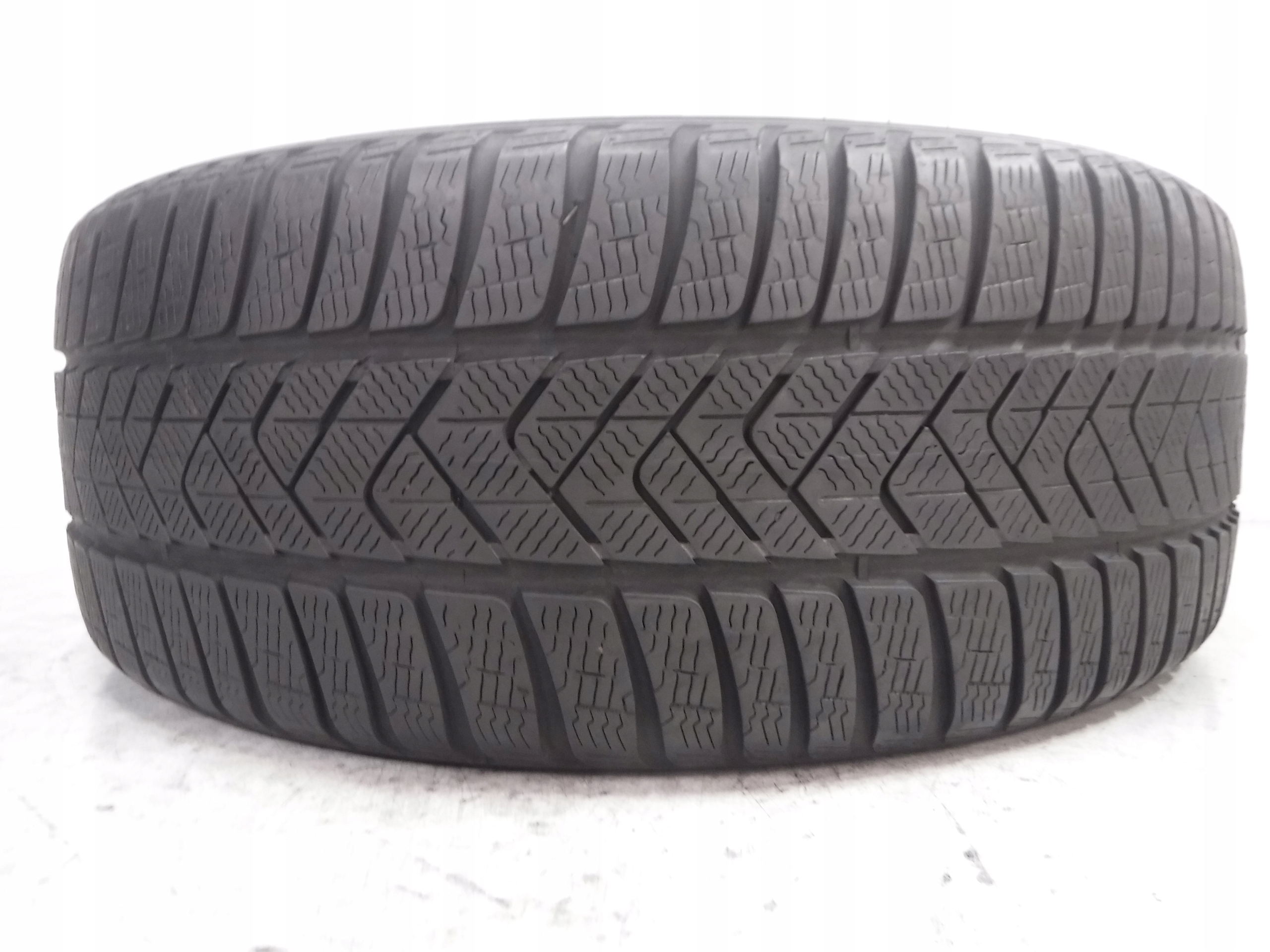 OPONA ZIMOWA PIRELLI WINTER SOTTOZERO 3 255/40/20 101W AO M+S Marka Pirelli