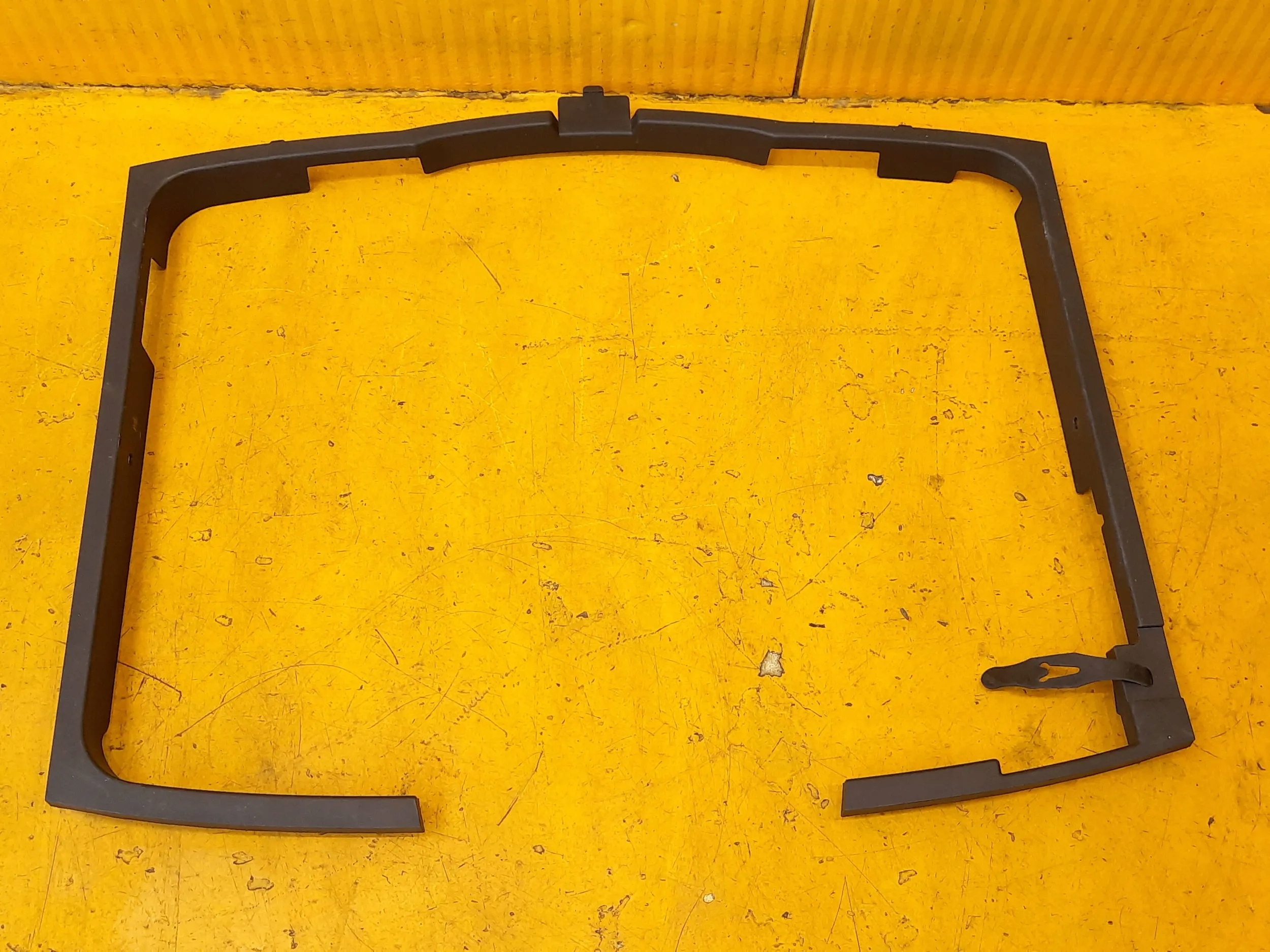 Audi A4 B9 УНИВЕРСАЛ РАМКА БАГАЖНИКАw9858967