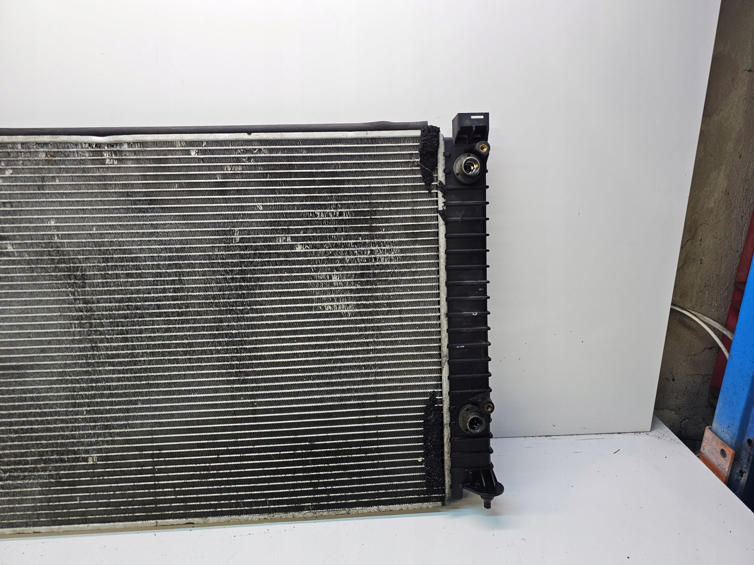 water cooler 2.0 TDI AUDI A6 C6 4F0121251AE