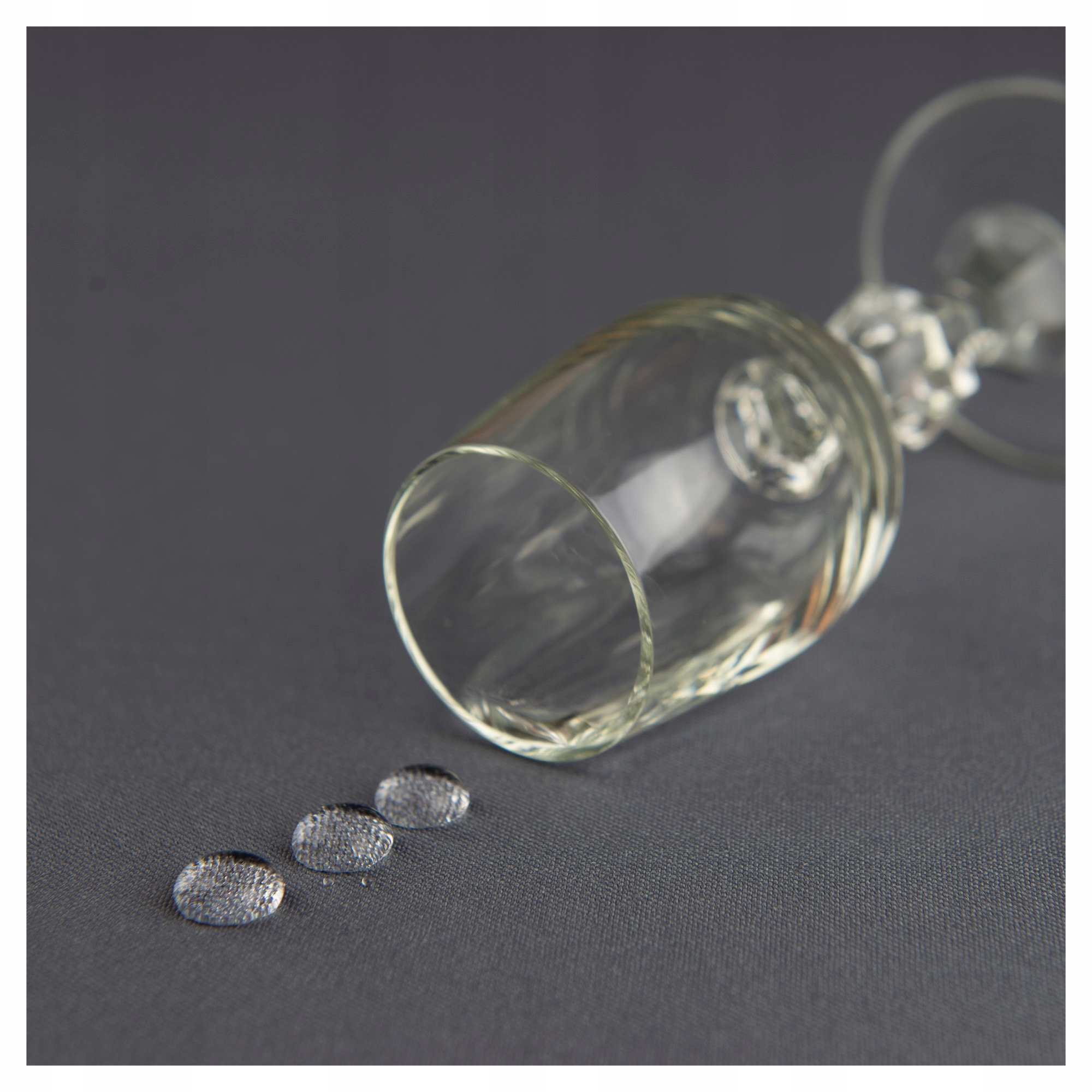 ELEGANCKI GŁADKI KWADRATOWY OBRUS GRAFIT 100x100 Długość 100 cm