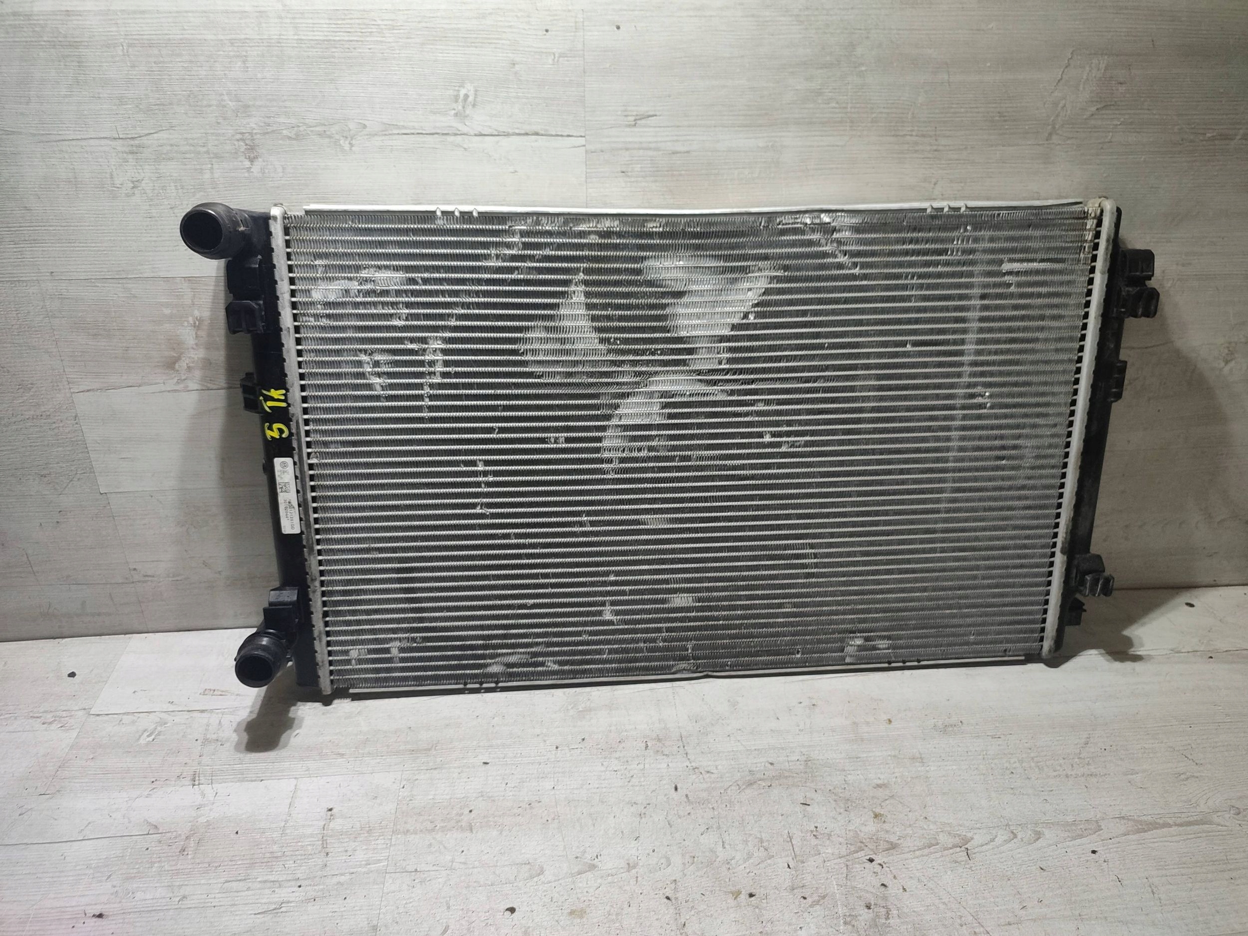 Volkswagen Touran III 2020 water cooler