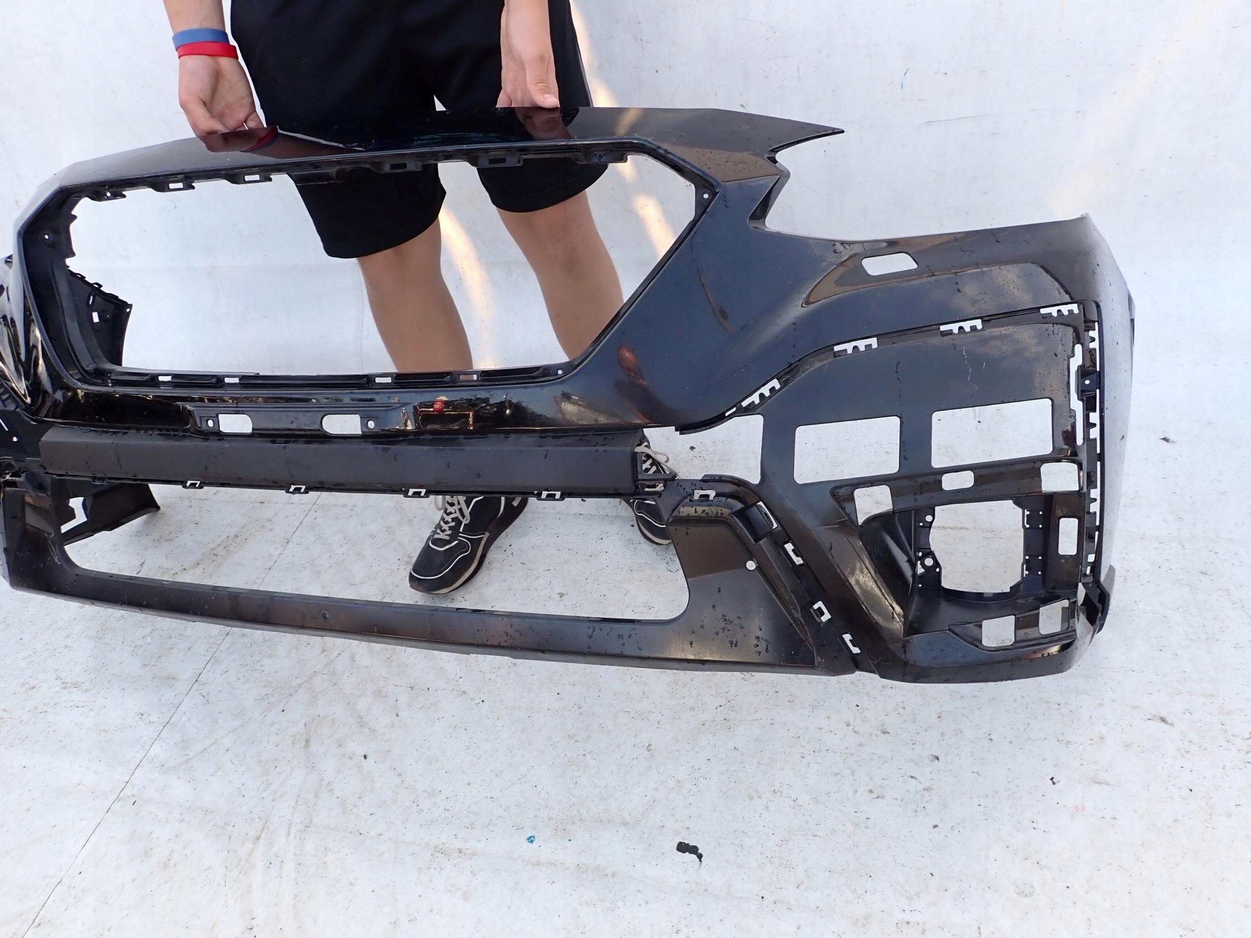 SUBARU OUTBACK VI 21- bumper front front SPR