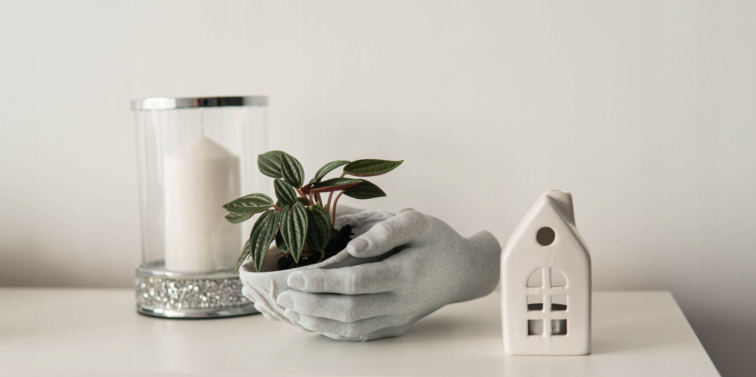 Czarna|Marmur Doniczka Ścienna w Kształcie Rąk z doniczką Nowoczesny Design Kod producenta 5477