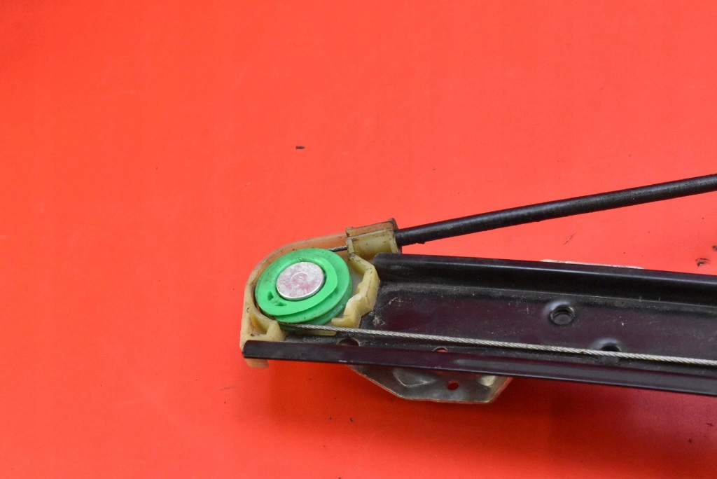 window regulator left rear part EU 8K0959811 AUDI A4 B8 KOMBI 07-11