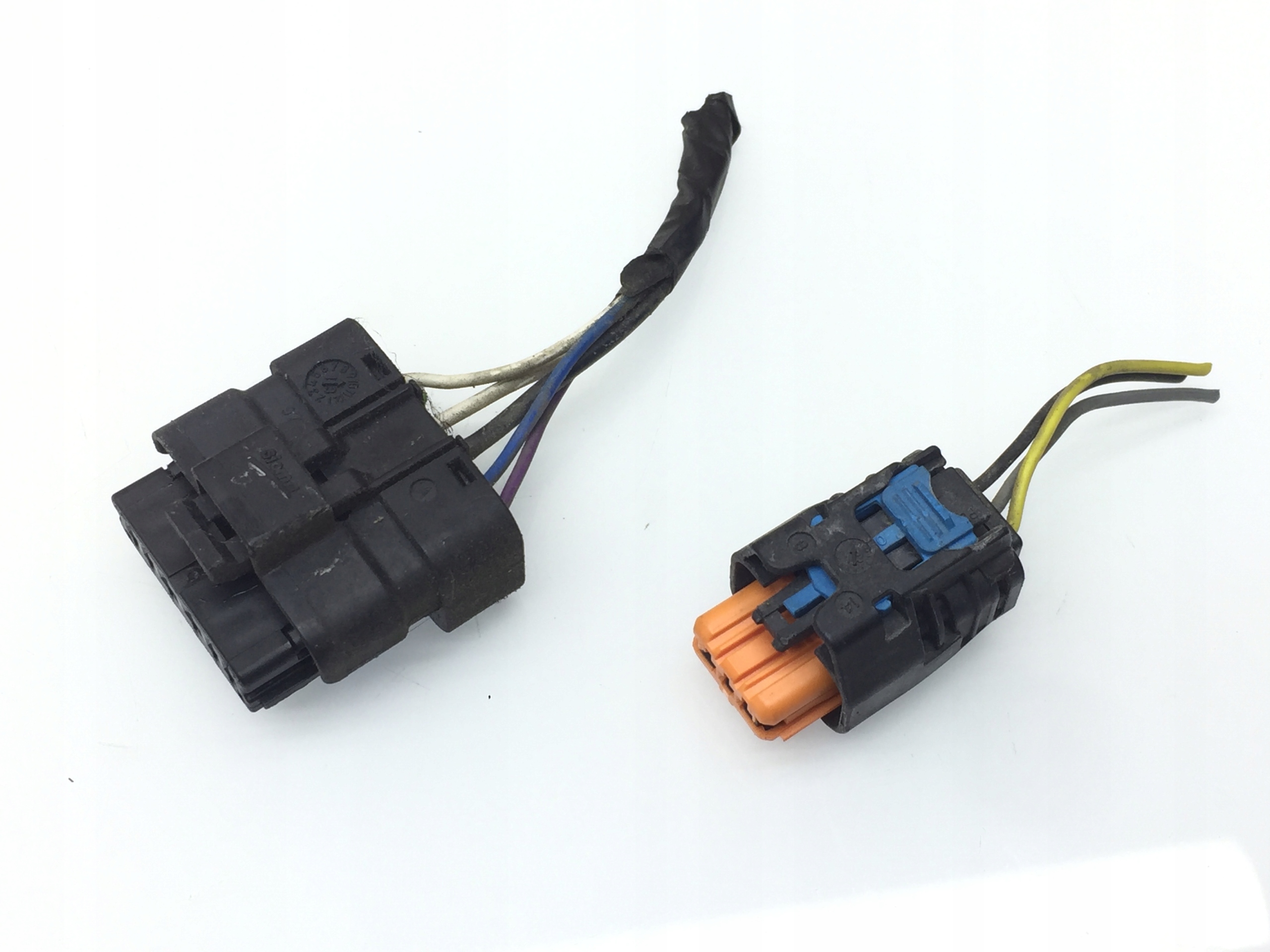 RENAULT CLIO IV 4 WTYCZKA KOSTKA LAMPY REFLEKTORA PRZÓD KPL