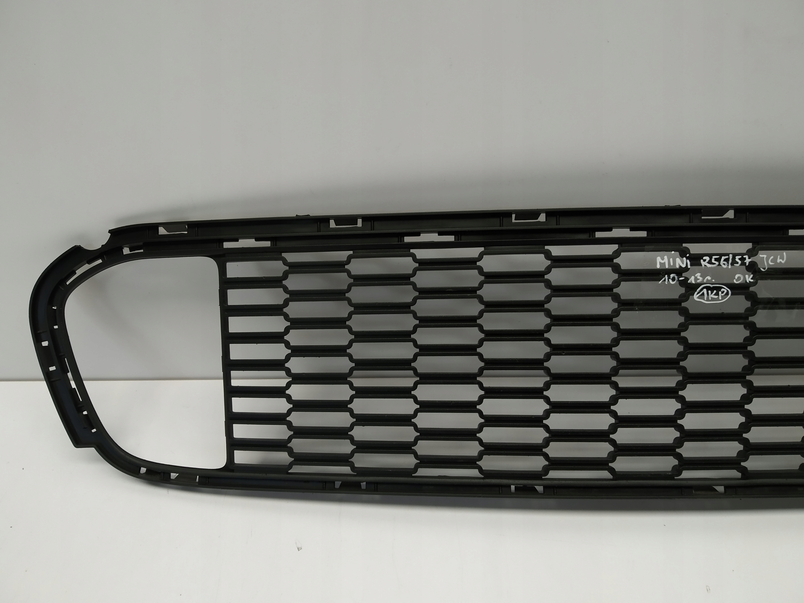 10+ Mini JCW R56 grid central of a bumper front originál OM 7283331
