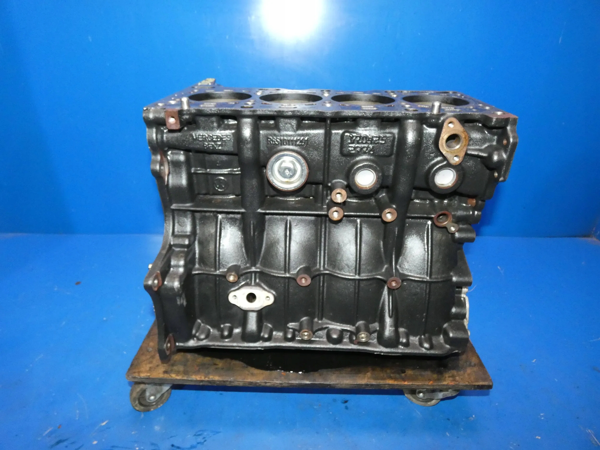 Mercedes CLA W117 GLA W156 2.2 CDI 651930 BLOK DÓŁ SILNIKA WAŁ TŁOKI KPL Typ samochodu Samochody osobowe