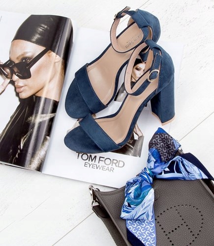 NIEBIESKIE SANDAŁKI NA WYSOKIM SŁUPKU 10 CM 41 Marka Sixth Sens