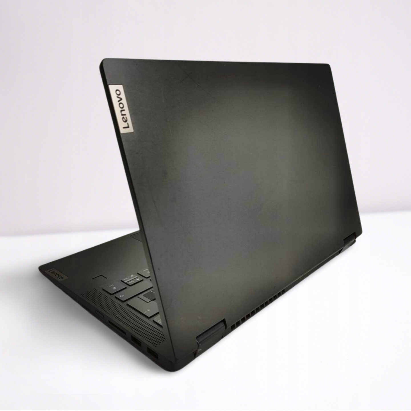 Lenovo IdeaPad Flex 5 14ABR8 (82XX0083CK)