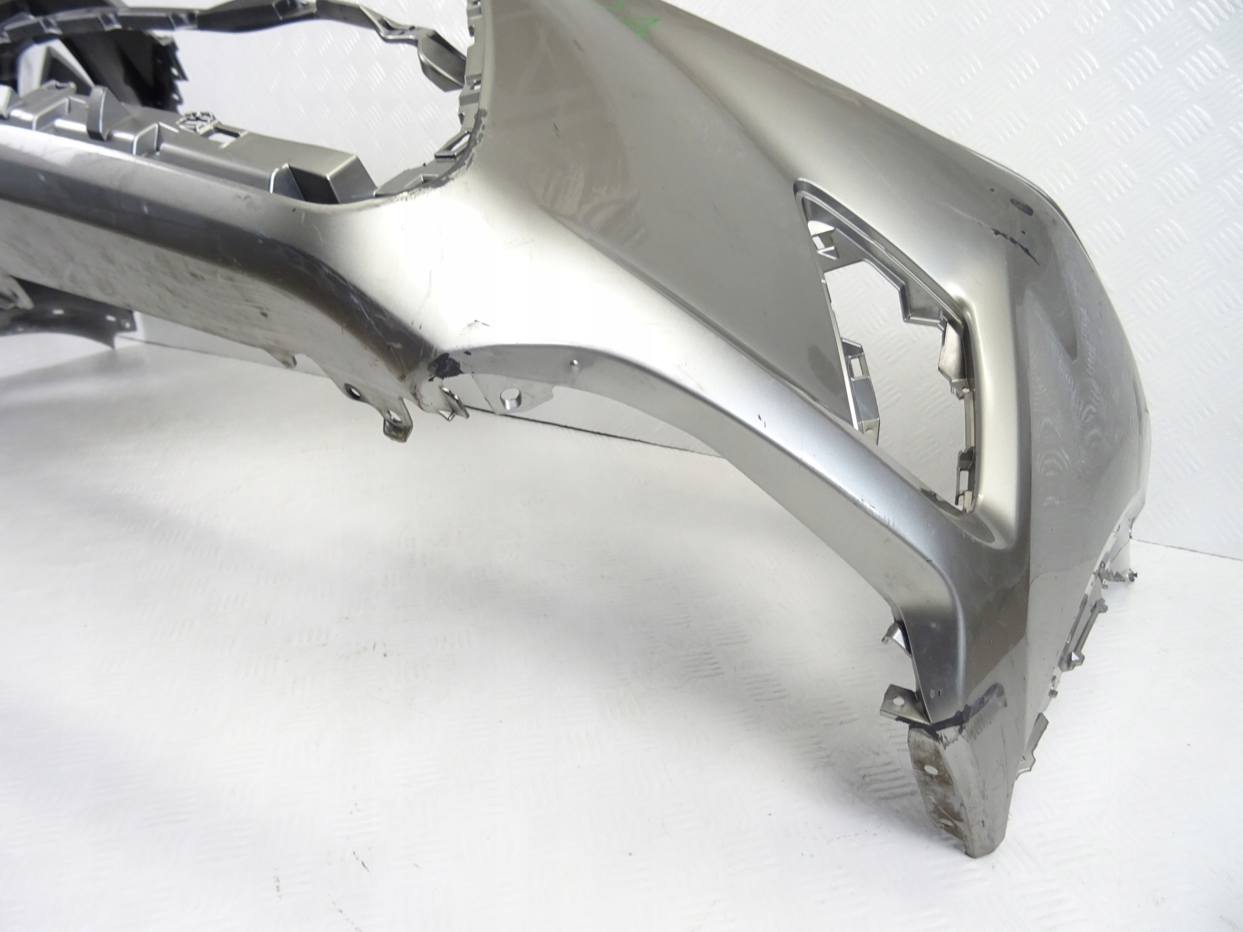 Lexus NX 300H LIFT bumper front front