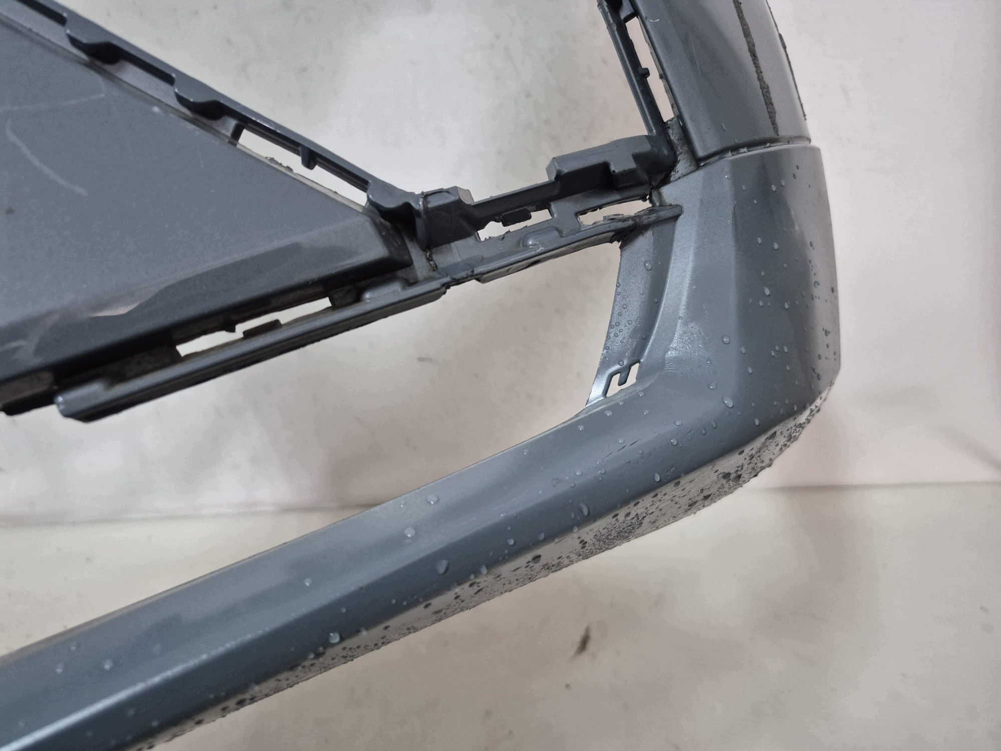 VOLVO XC60 II 2 R-design LIFT 21- bumper front front moulding 6XPDC SPR