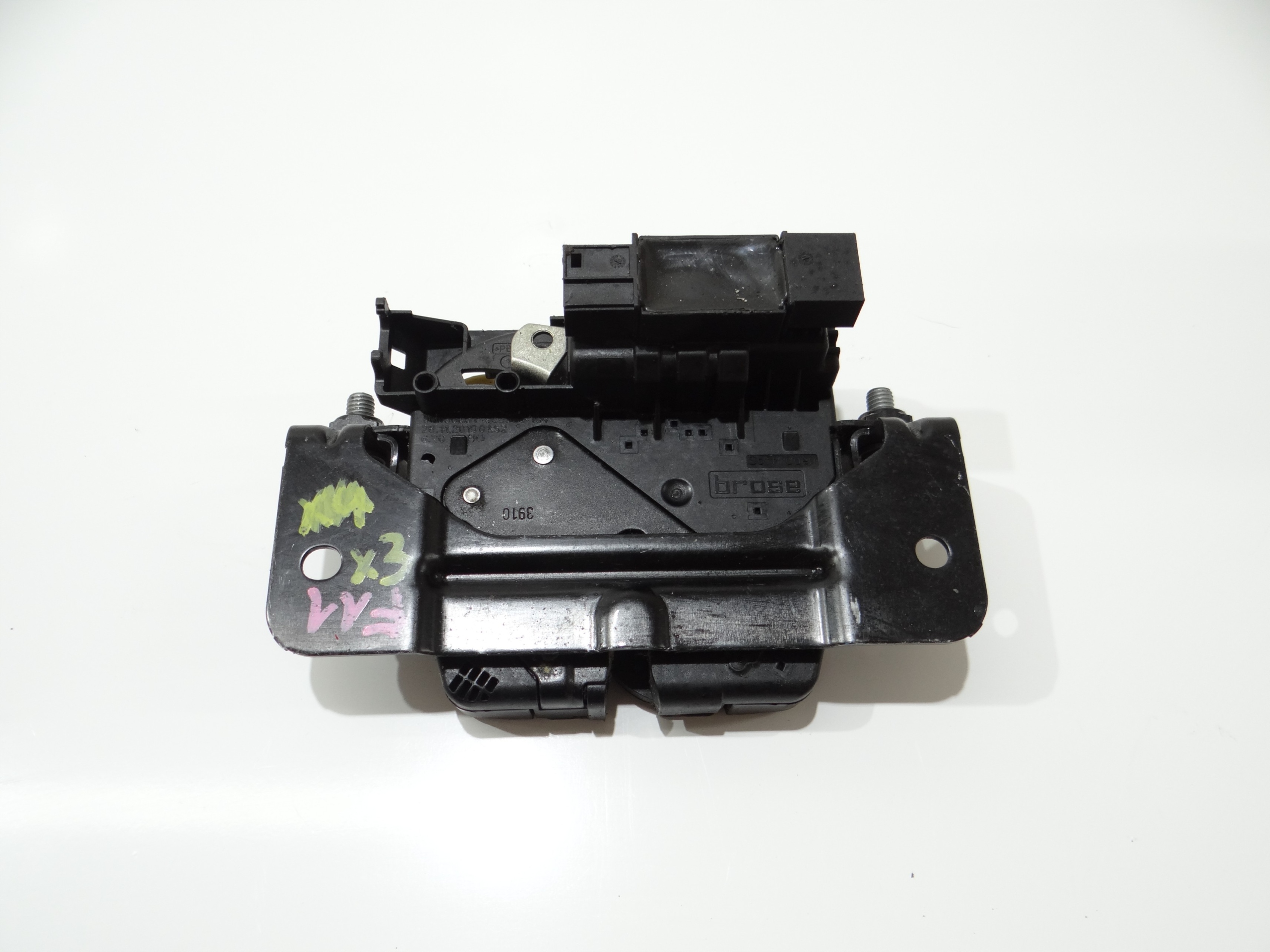 lock bonnet boot BMW F11 9129351