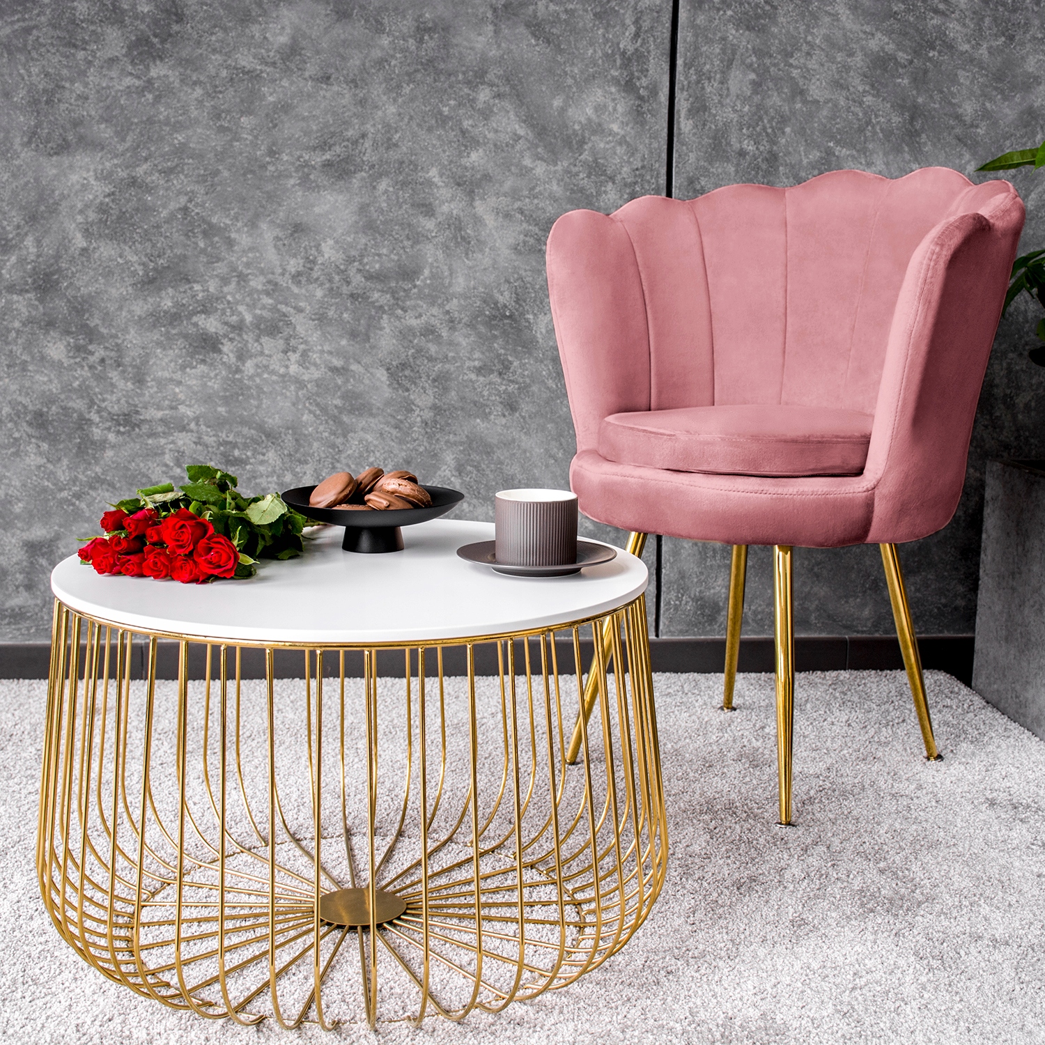 KRZESŁO MUSZELKA RÓŻOWE WELUROWE FOTEL TAPICEROWANY MUSZLA WELUR DO SALONU Stan opakowania oryginalne