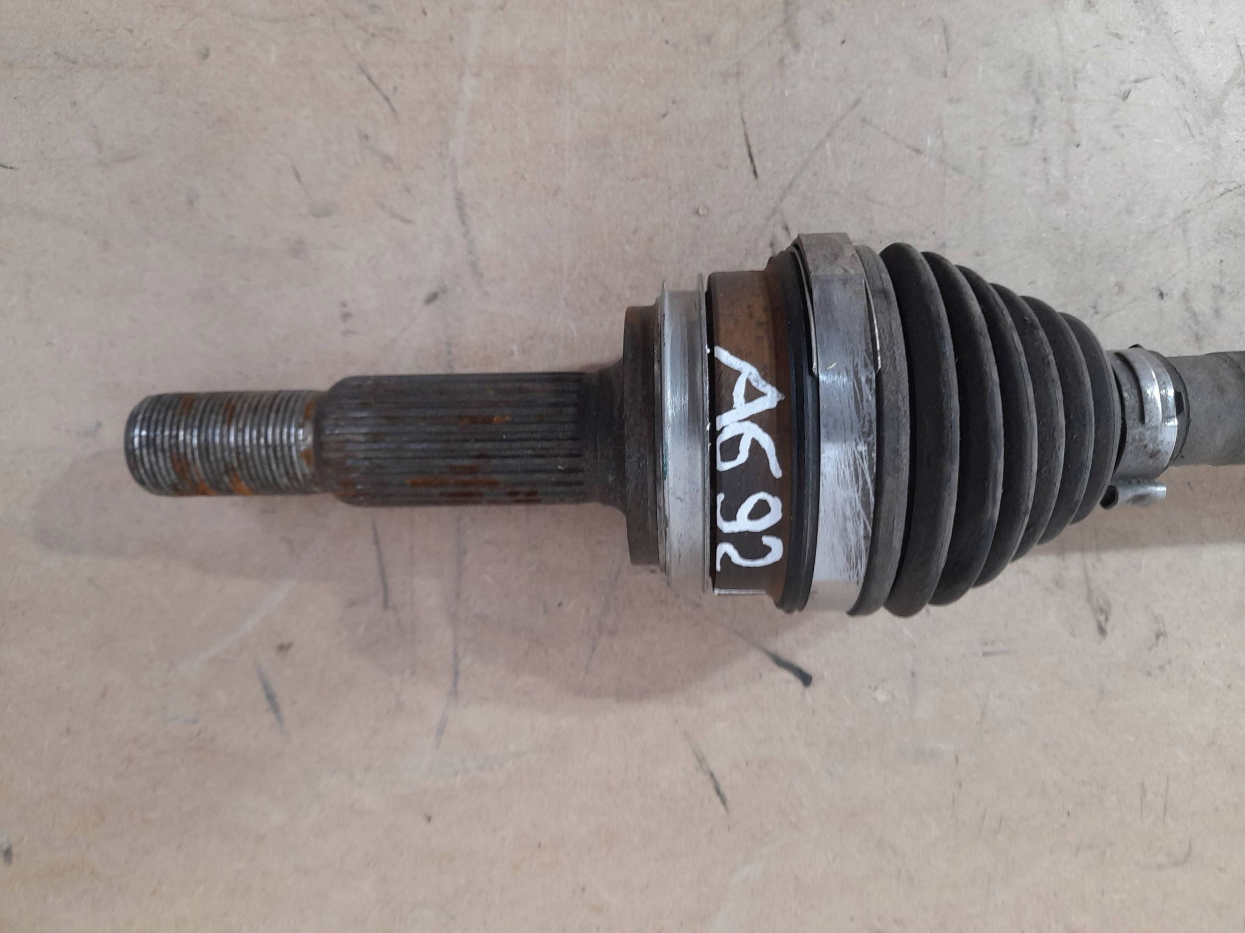 Lexus NX 2,5 H semi-axis rear left 42340-48110 (A692)