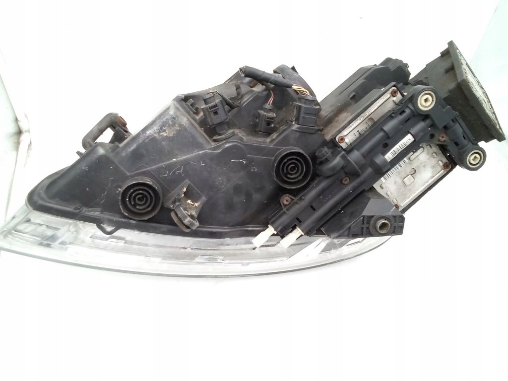 VW Phaeton light right front front xenon ksenon 3D1941016J