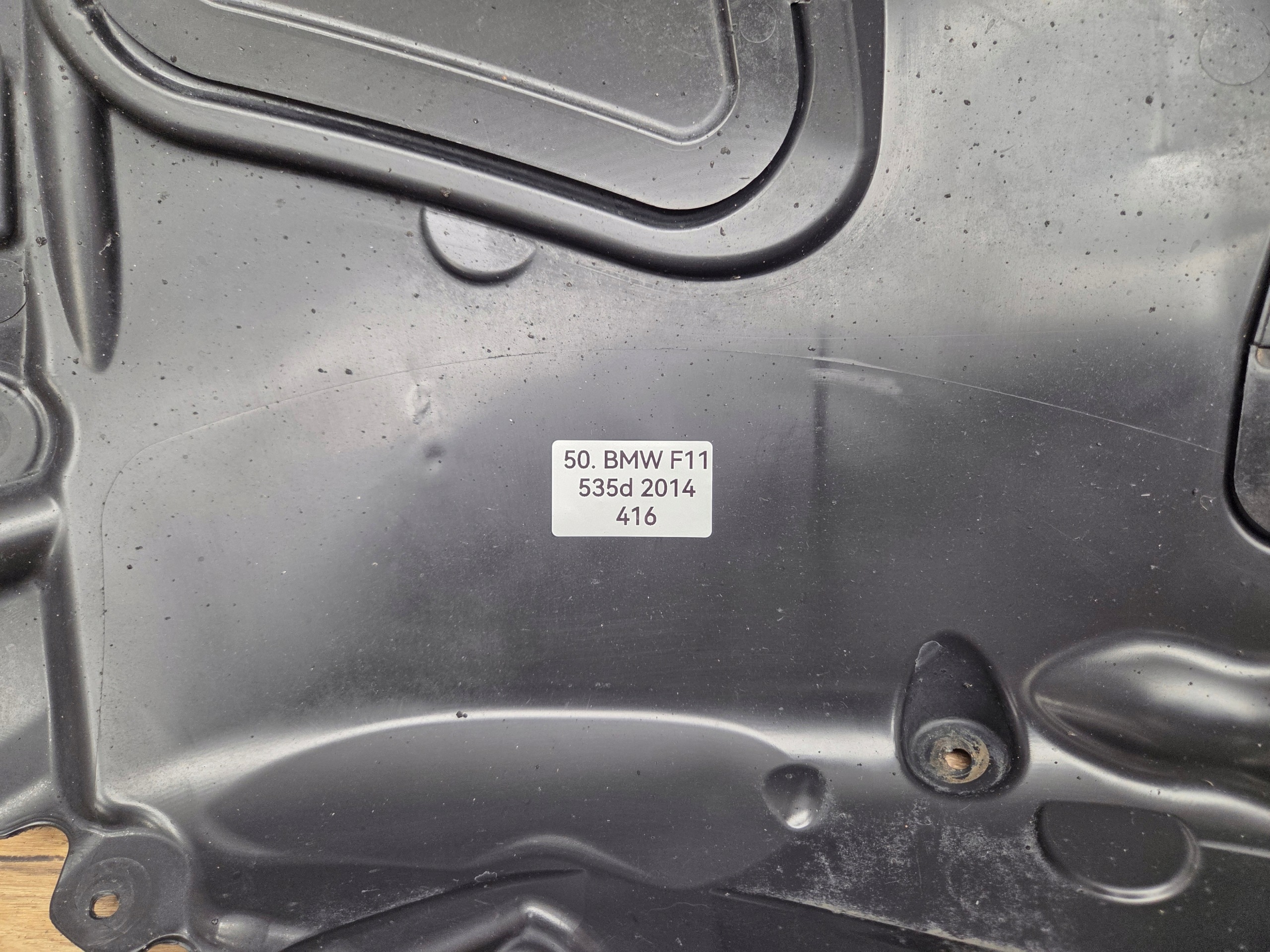 BMW 5 F10 F11 front mudguard right front part front 7186728