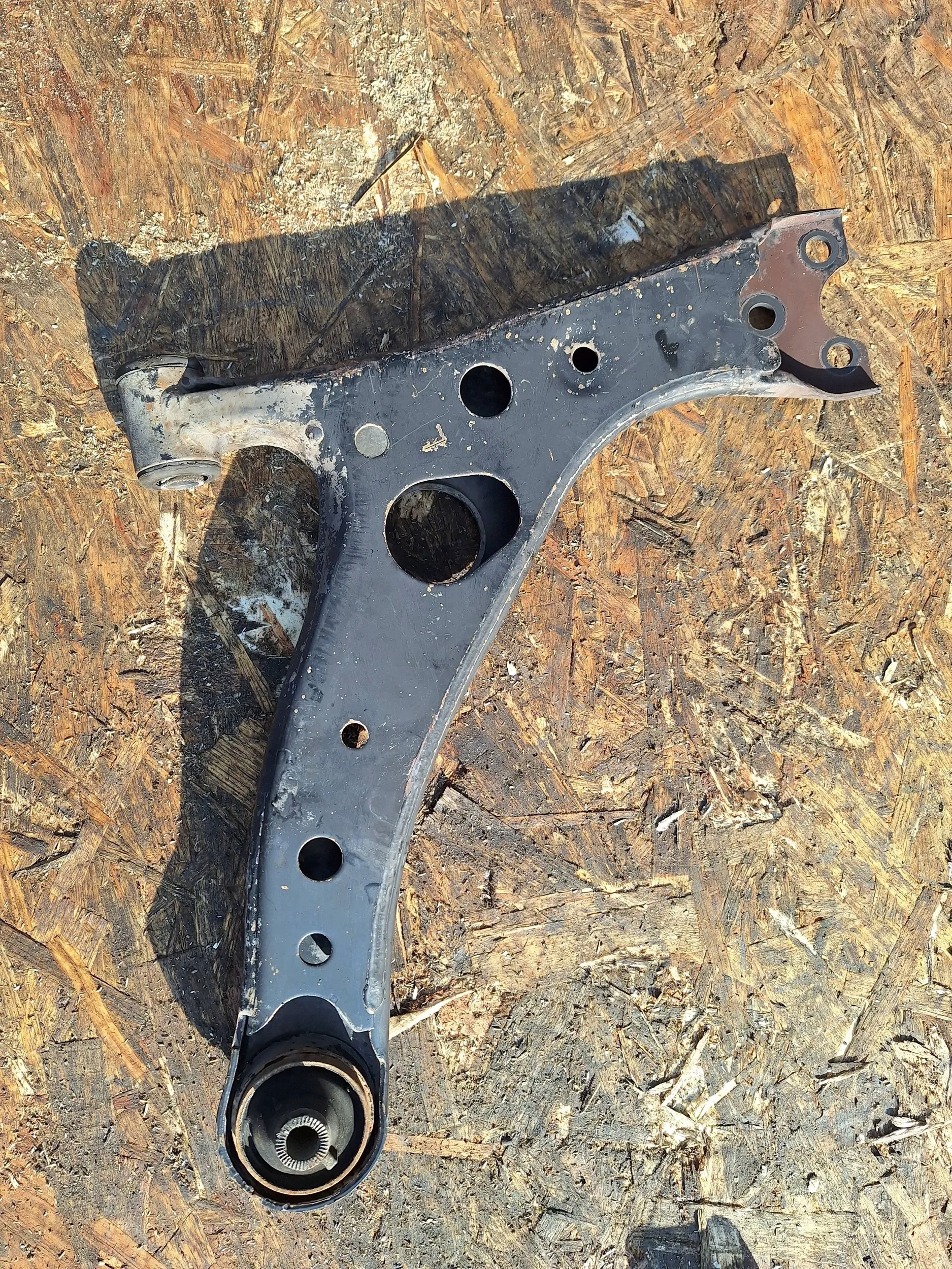 arm front left TOYOTA RAV4 II 00-06