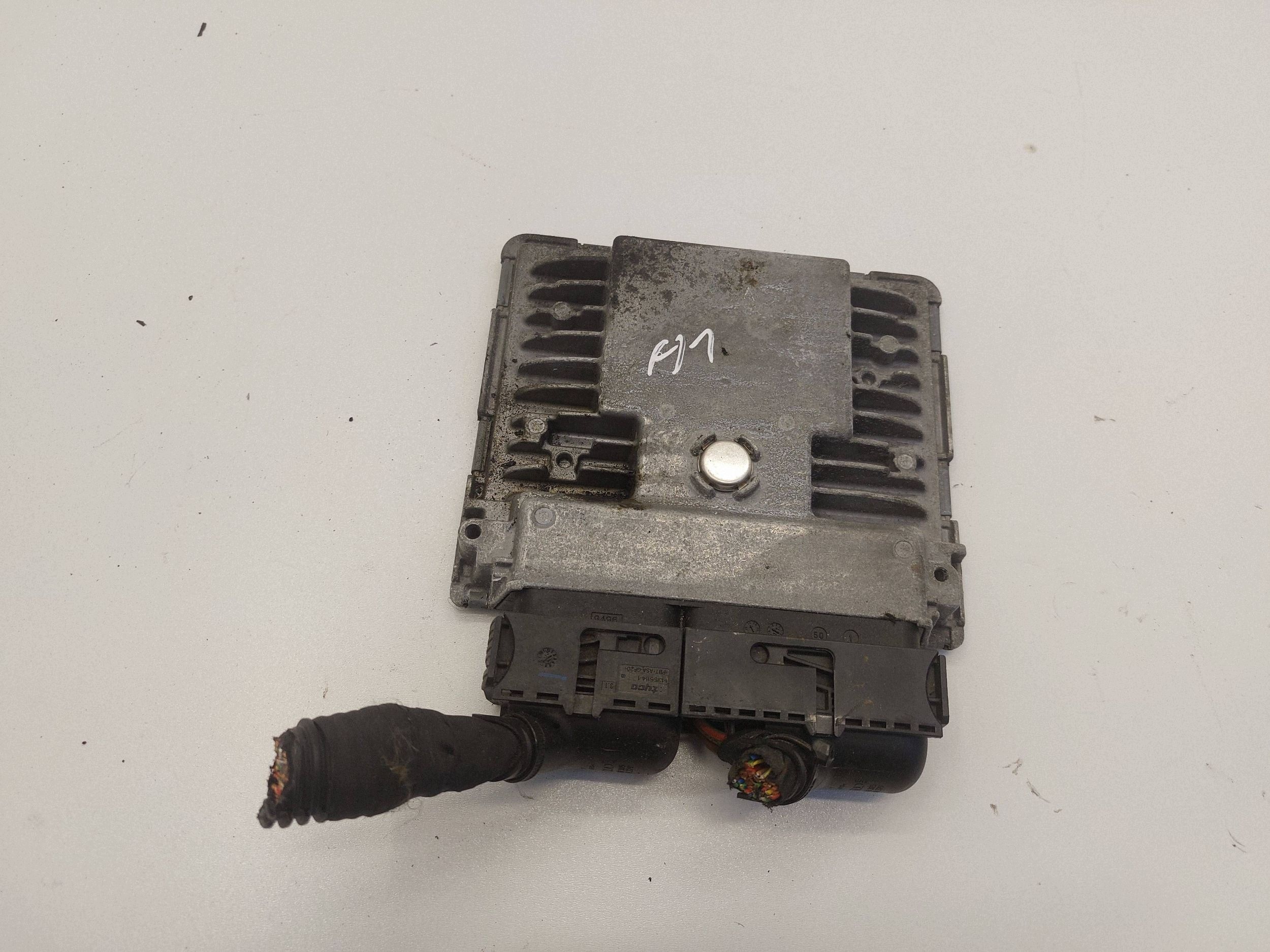 VW SEAT SKODA AUDI 1.2 TSI computer control unit of the engine 03F906070DT