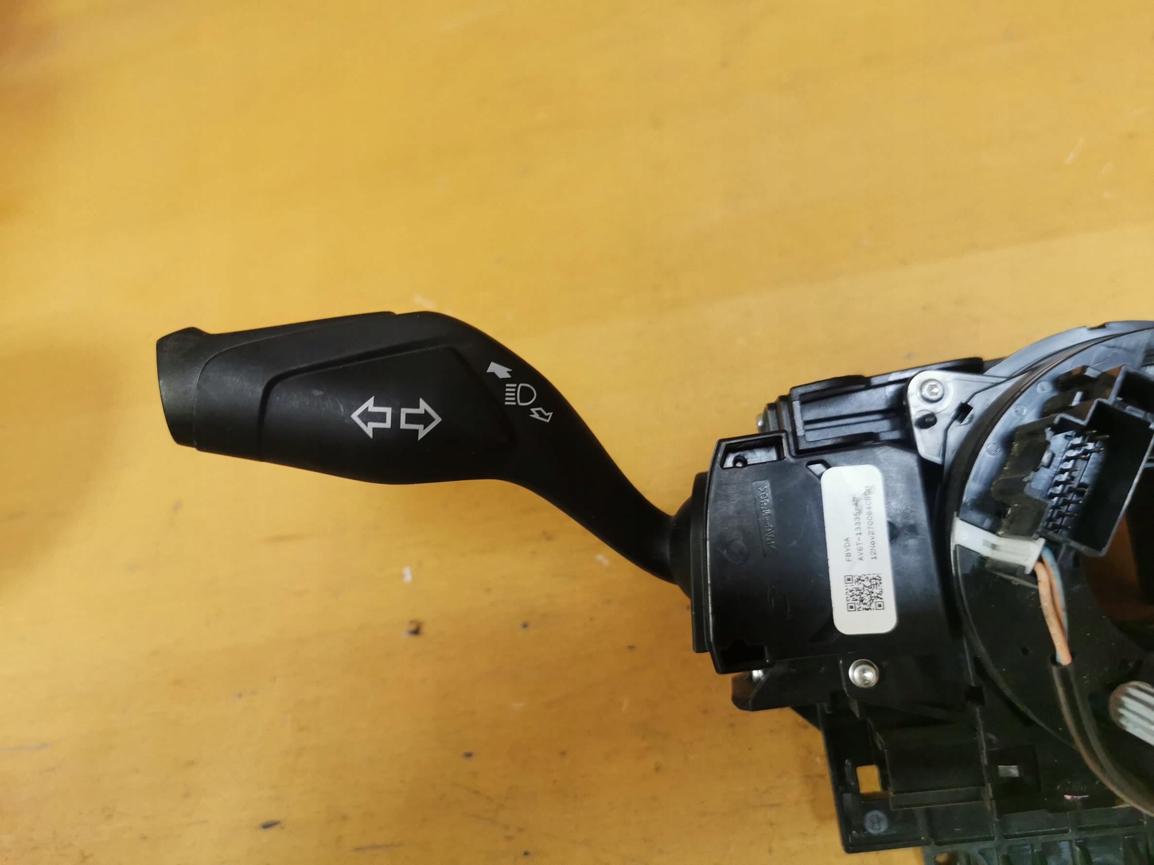 Commodo essuie glace FORD FOCUS MK3 10-19 EU