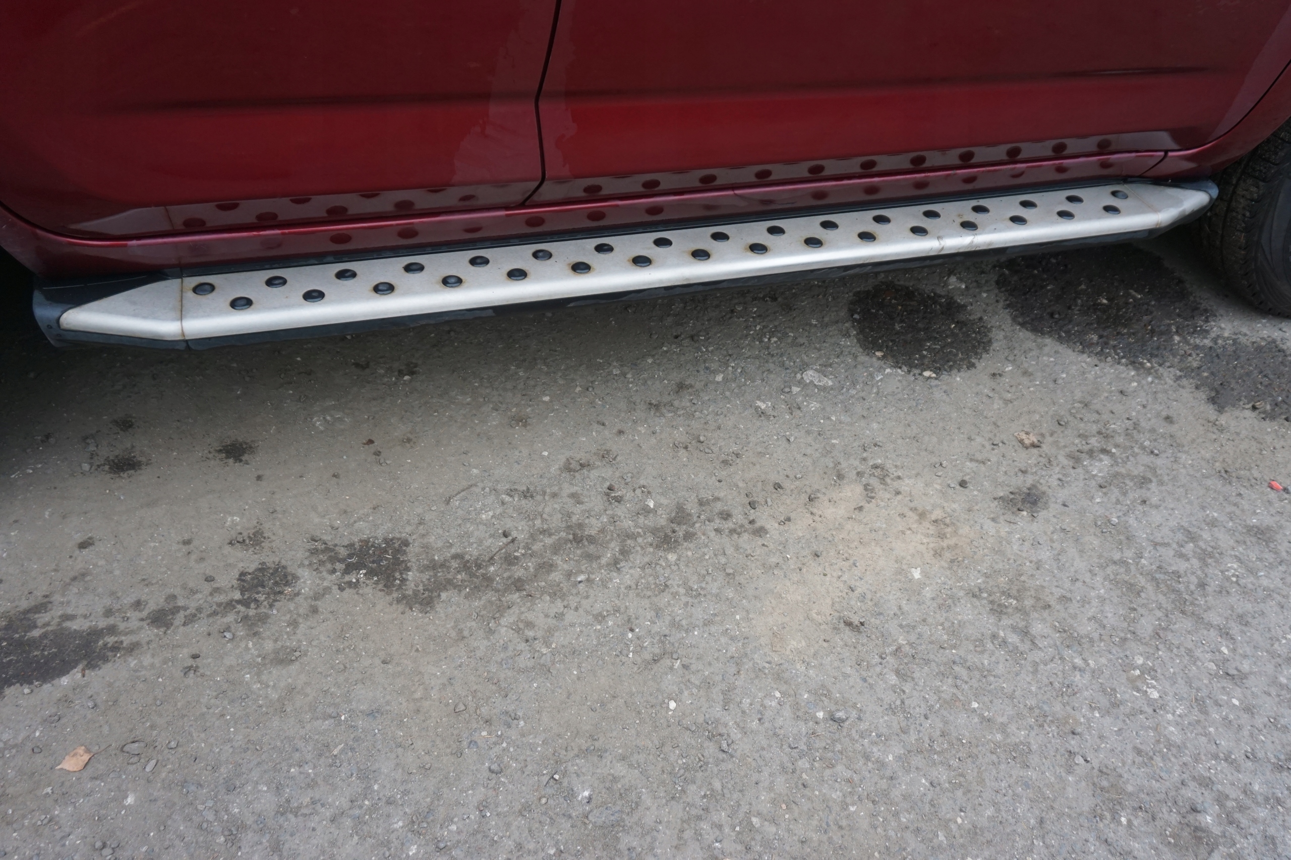 TOYOTA RAV4 III STOPNIE BOCZNE PROGI 2006-2012R 5DRZWI